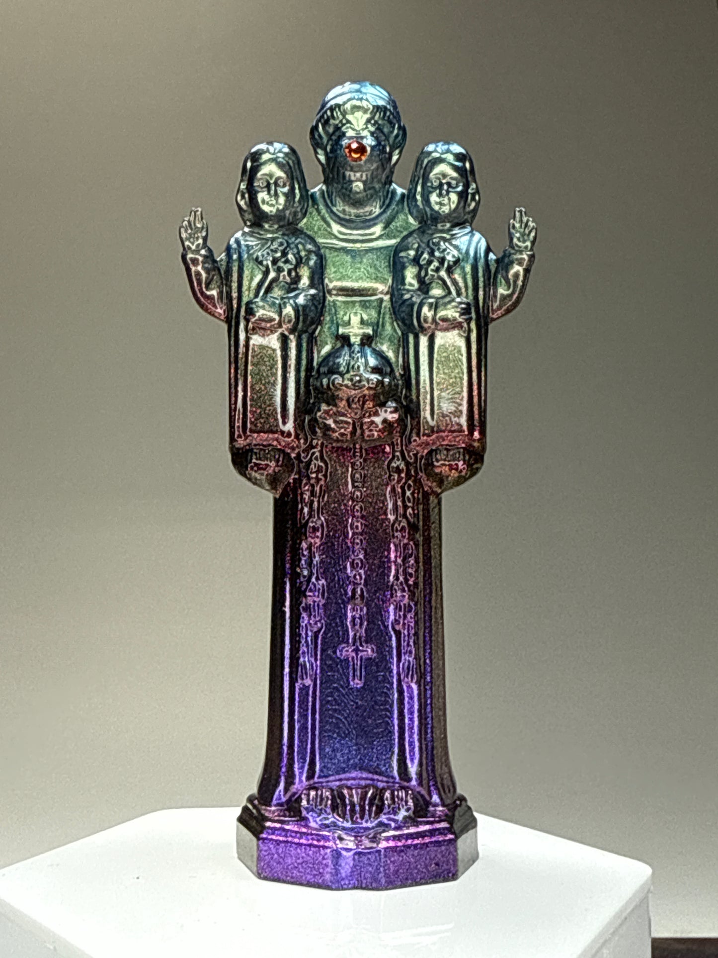 Cyclops with Twins: Colorshift Fade-out