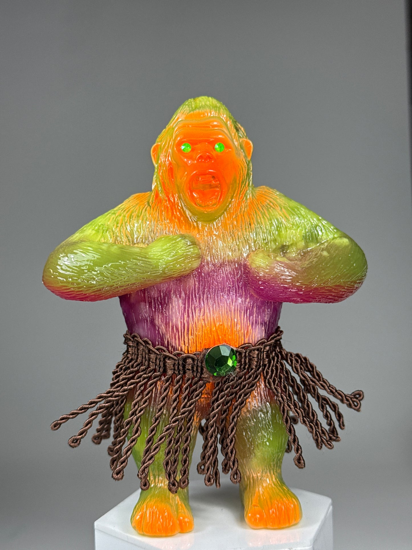 Hula Ape: Green/Purple Glow