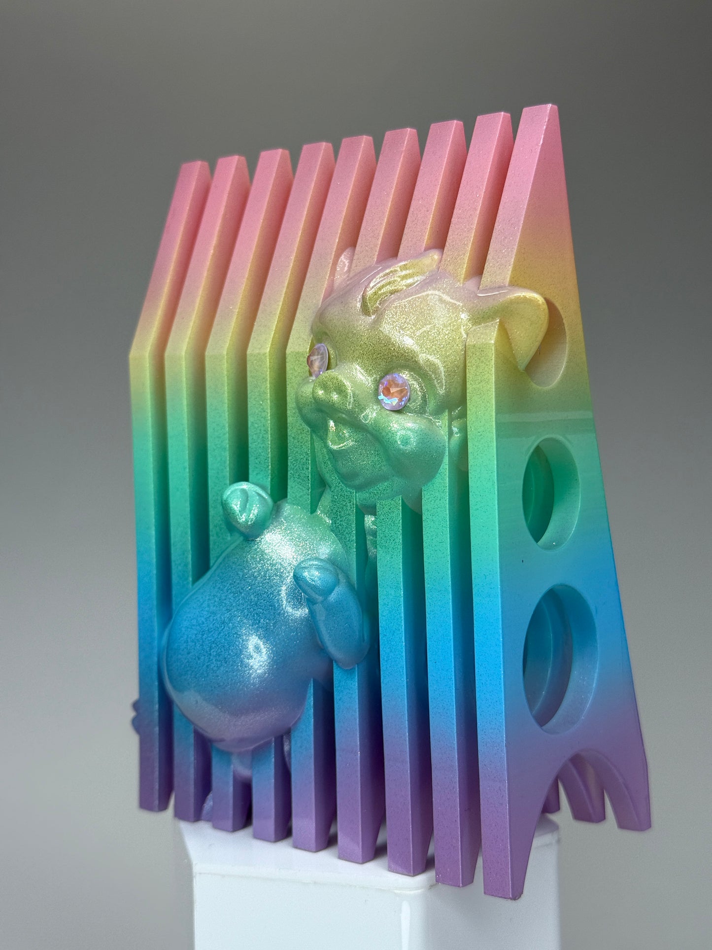 Blocked Twisty Pig: Silver Pastel Rainbow