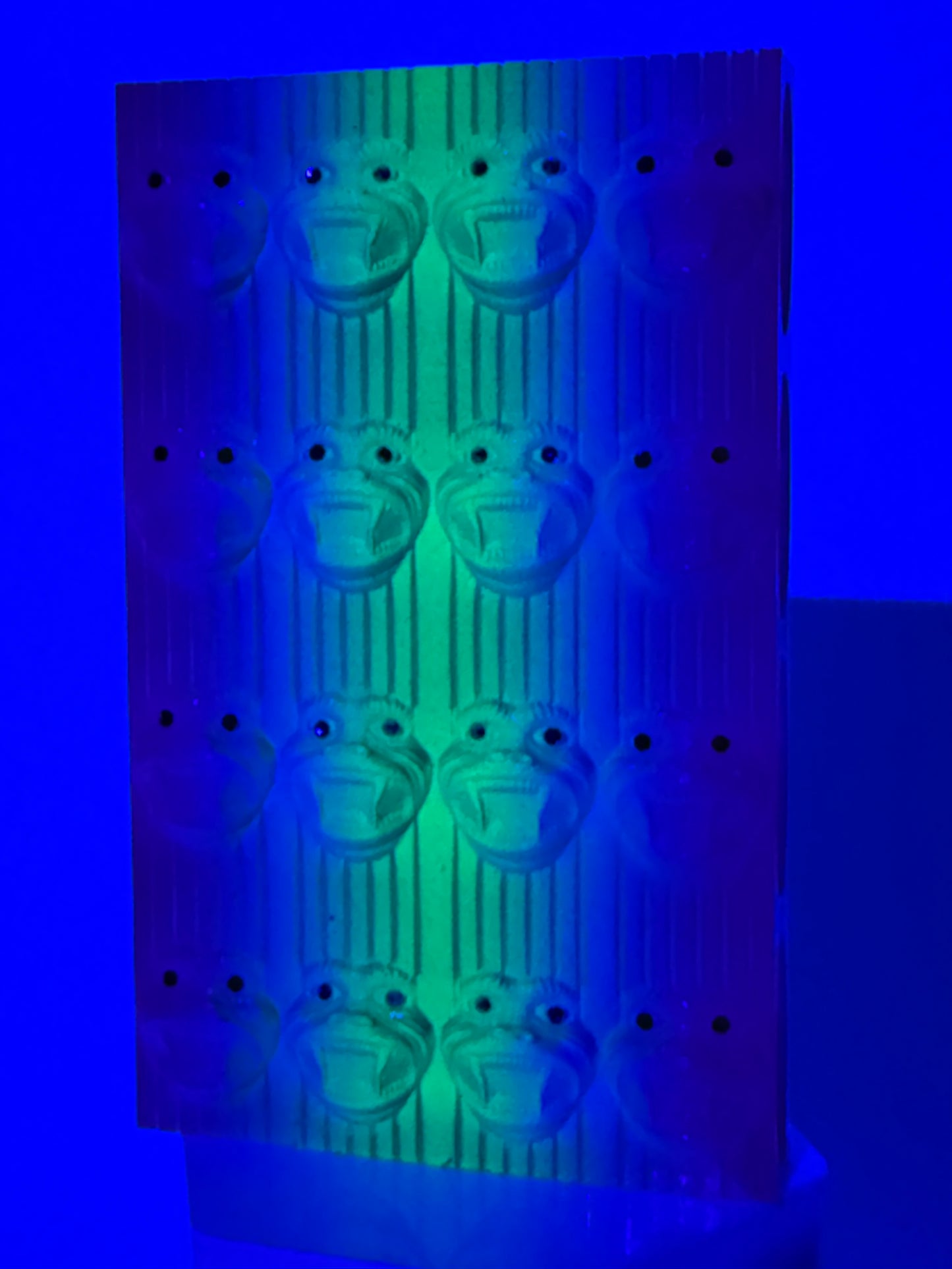 Monolith Ape Wall: Cold Neon