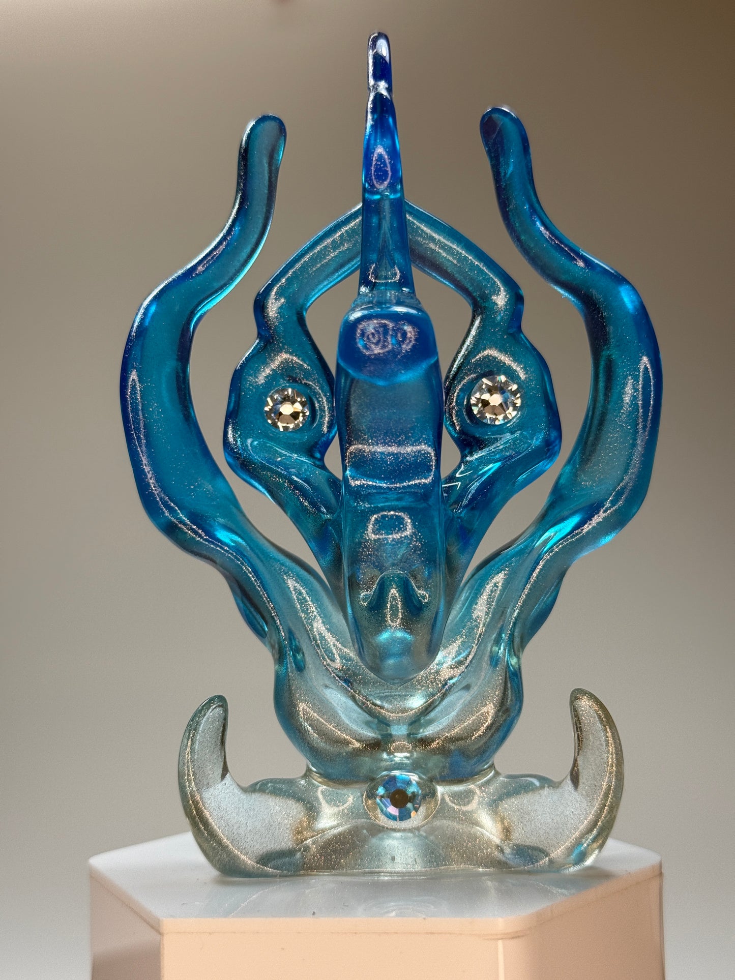 Rest: Silver Blue Clear