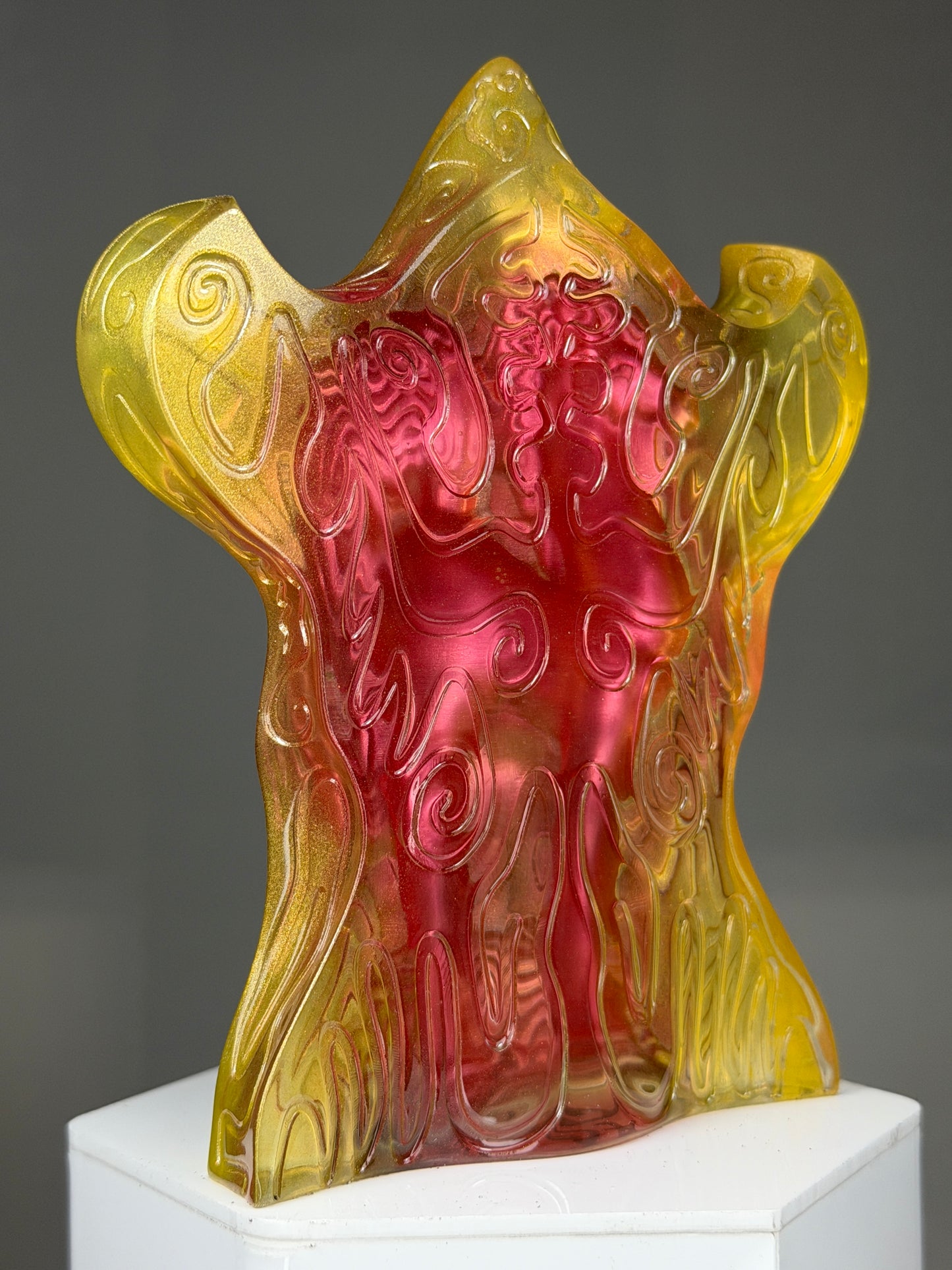 Xzeeo Ho’ss: Yellow/Colorshift Rainbow/Red