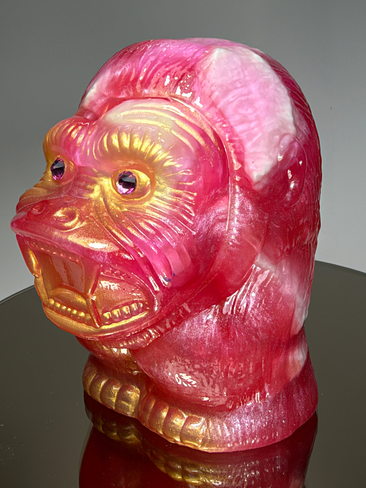 Stumpy Ape: Pink