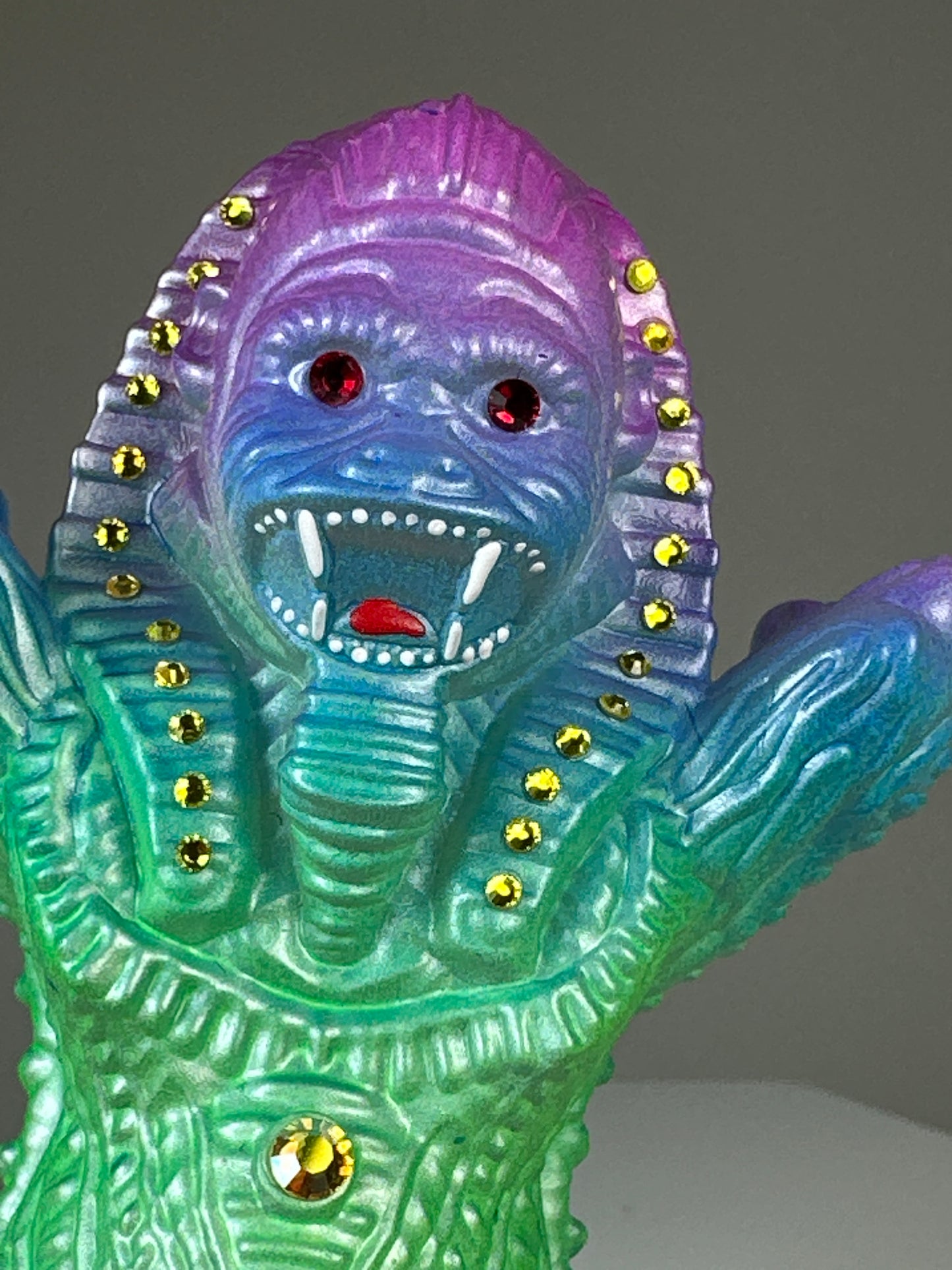 Cosmic Sphinx Ape Troll: Dark Neon