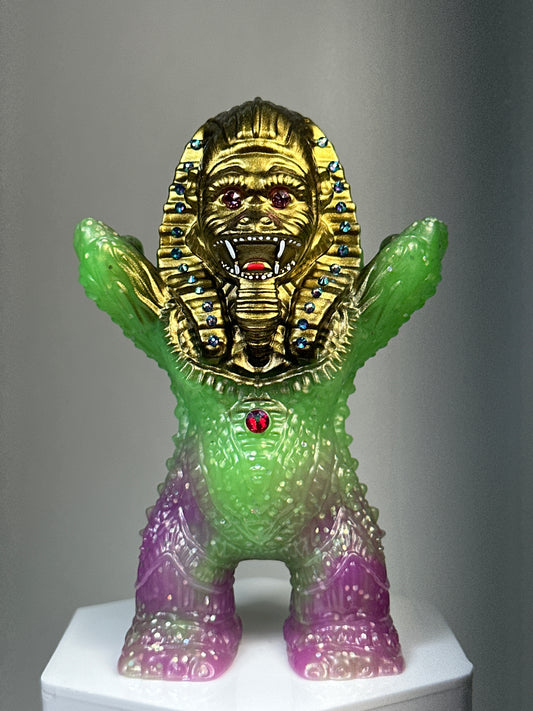 Cosmic Sphinx Ape Troll: Glow Forever