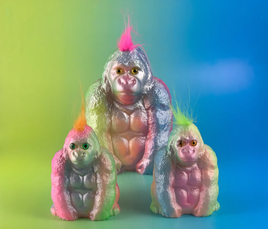 Sitting Apes: Neon Silver