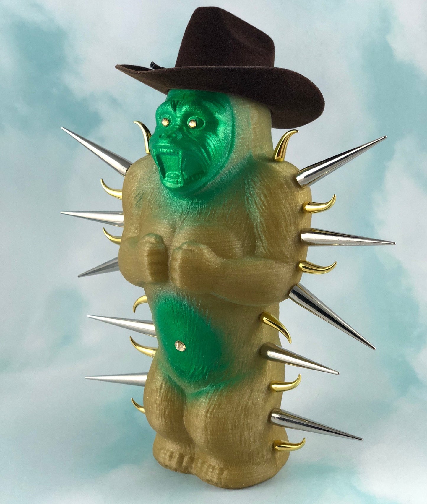 Country Style Gold and Green Spike Ape