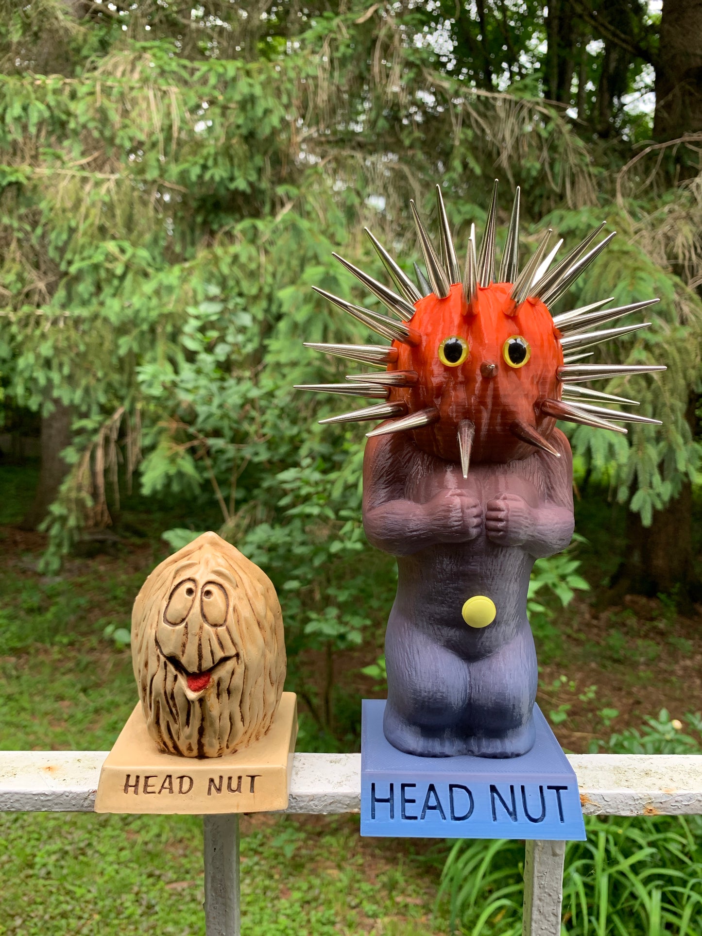 HEAD NUT Ape with Major Spikes
