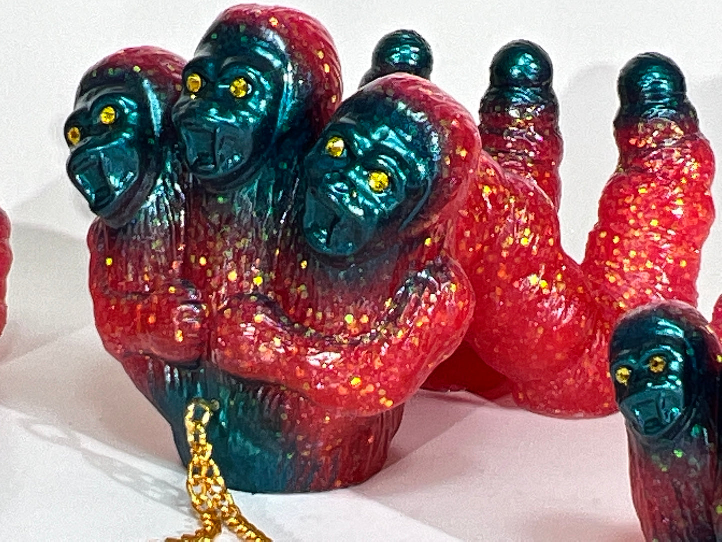Worm Ape: Rise of the Power Worms, Glow in the Dark Pink Glitter