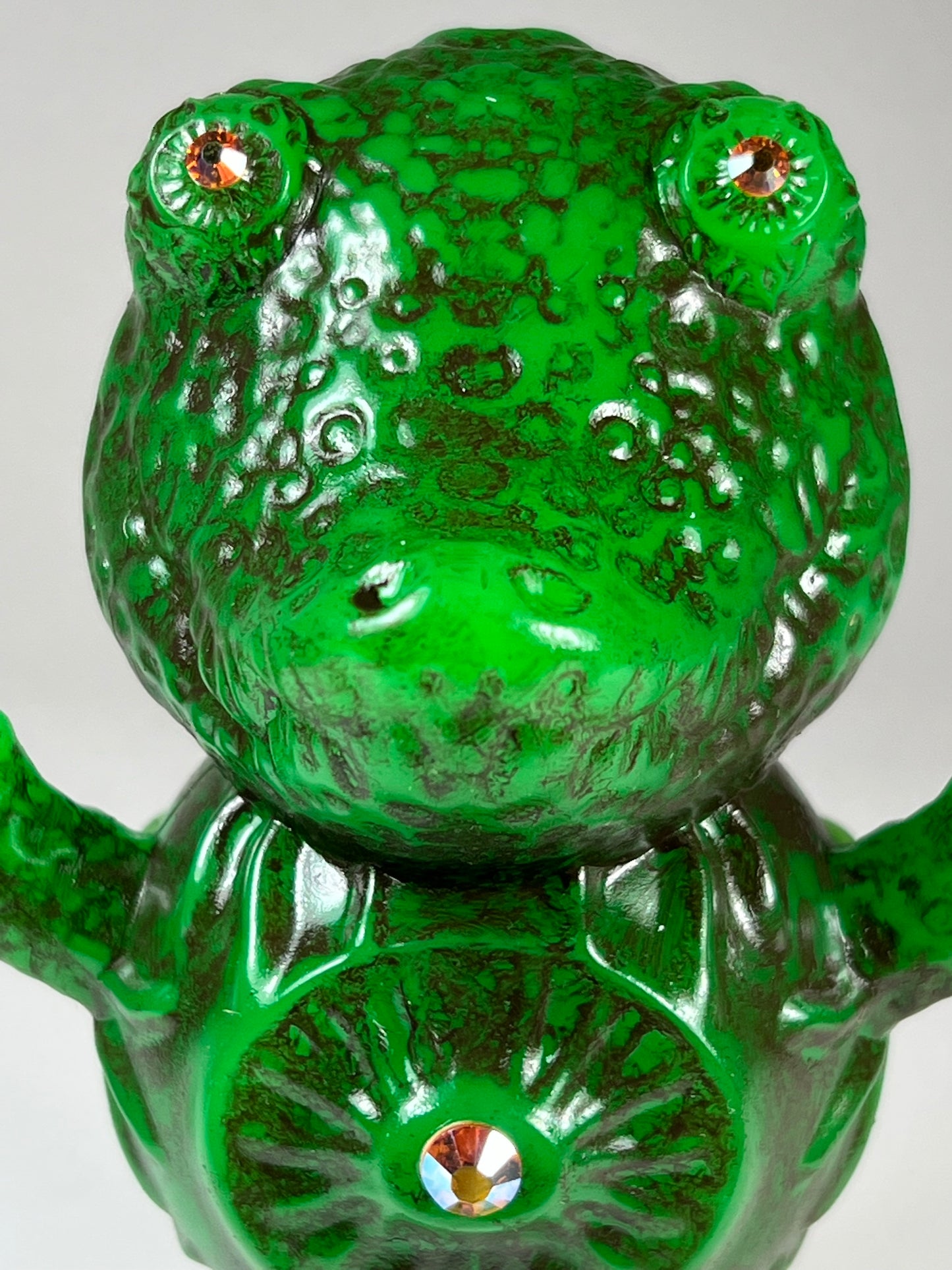 Crocodile Eyeball Troll:  Swamp Glow