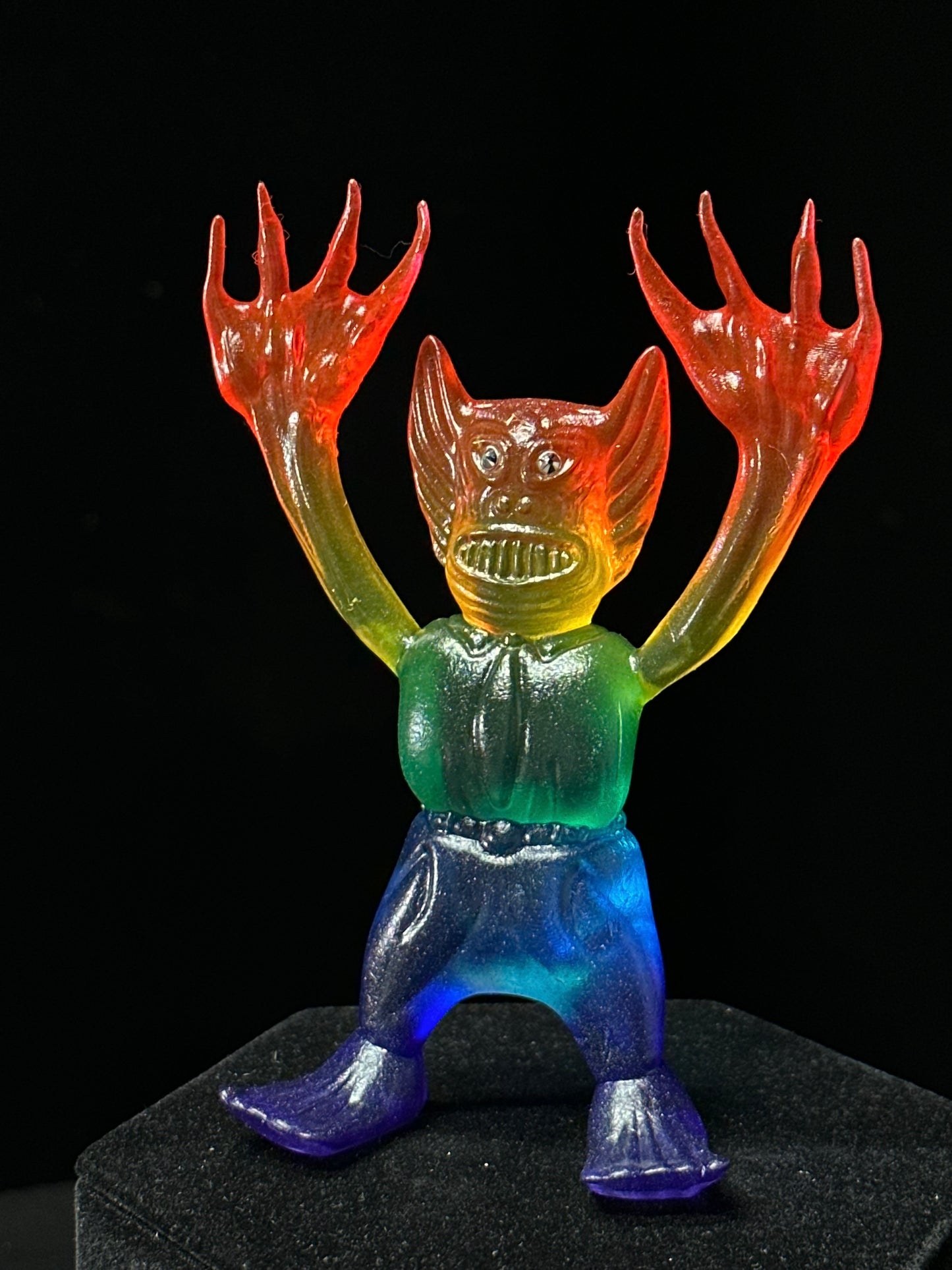 Office Creature: Small Transparent Rainbow