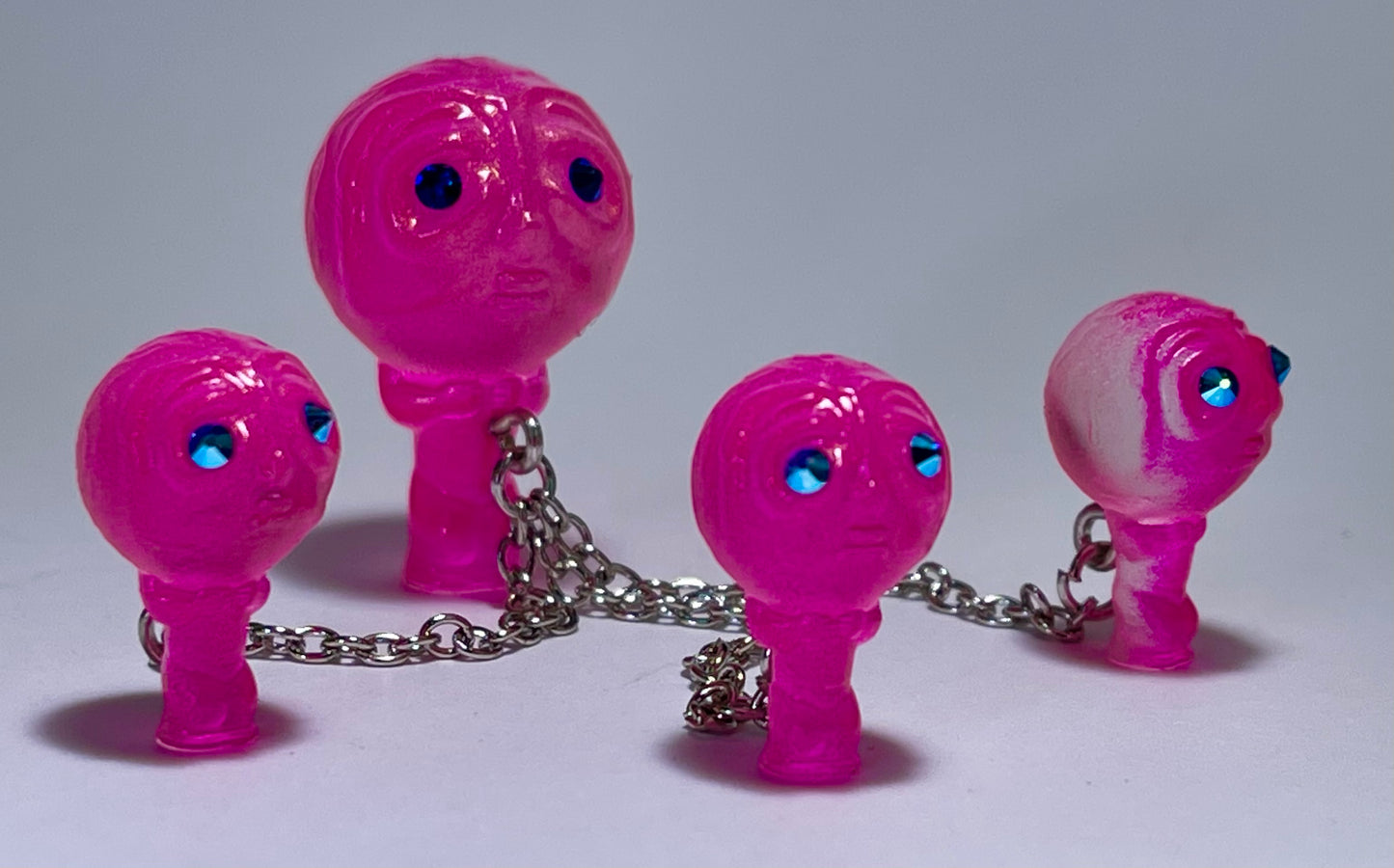 Moon Head Giant Head Freak: Tiny Chained Set, Pink/White