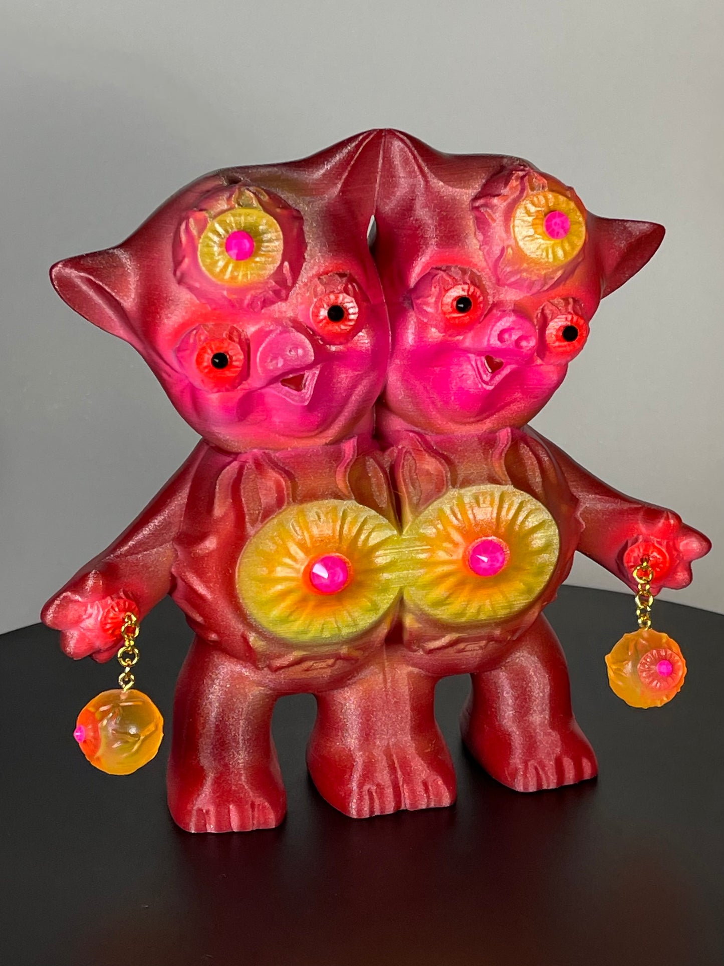 Insane Eyeball Pig: Neon Dangle Eyes