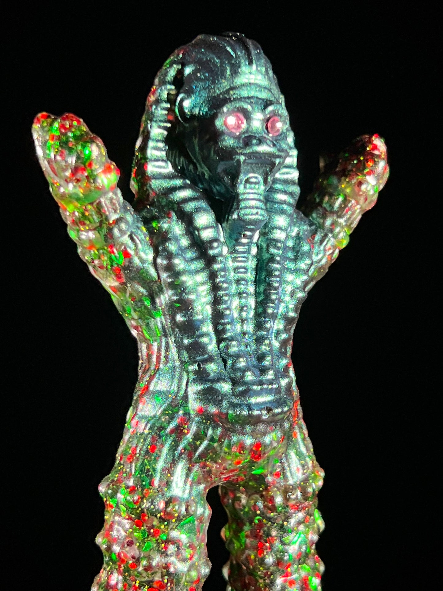 Astro Sphinx Ape: green and Red Glitter Agility Test