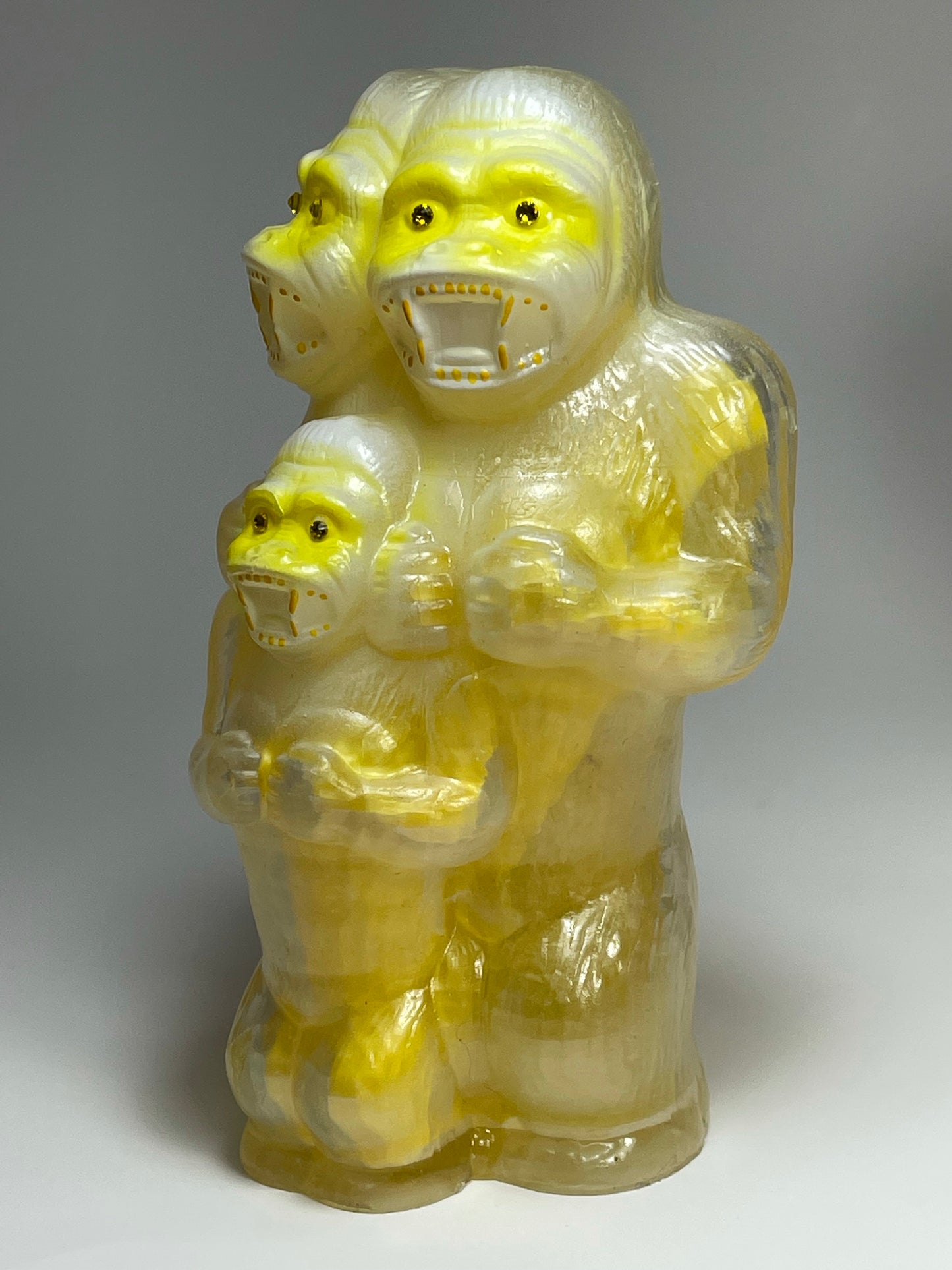 Ape Family: Yellow Pit of Rage