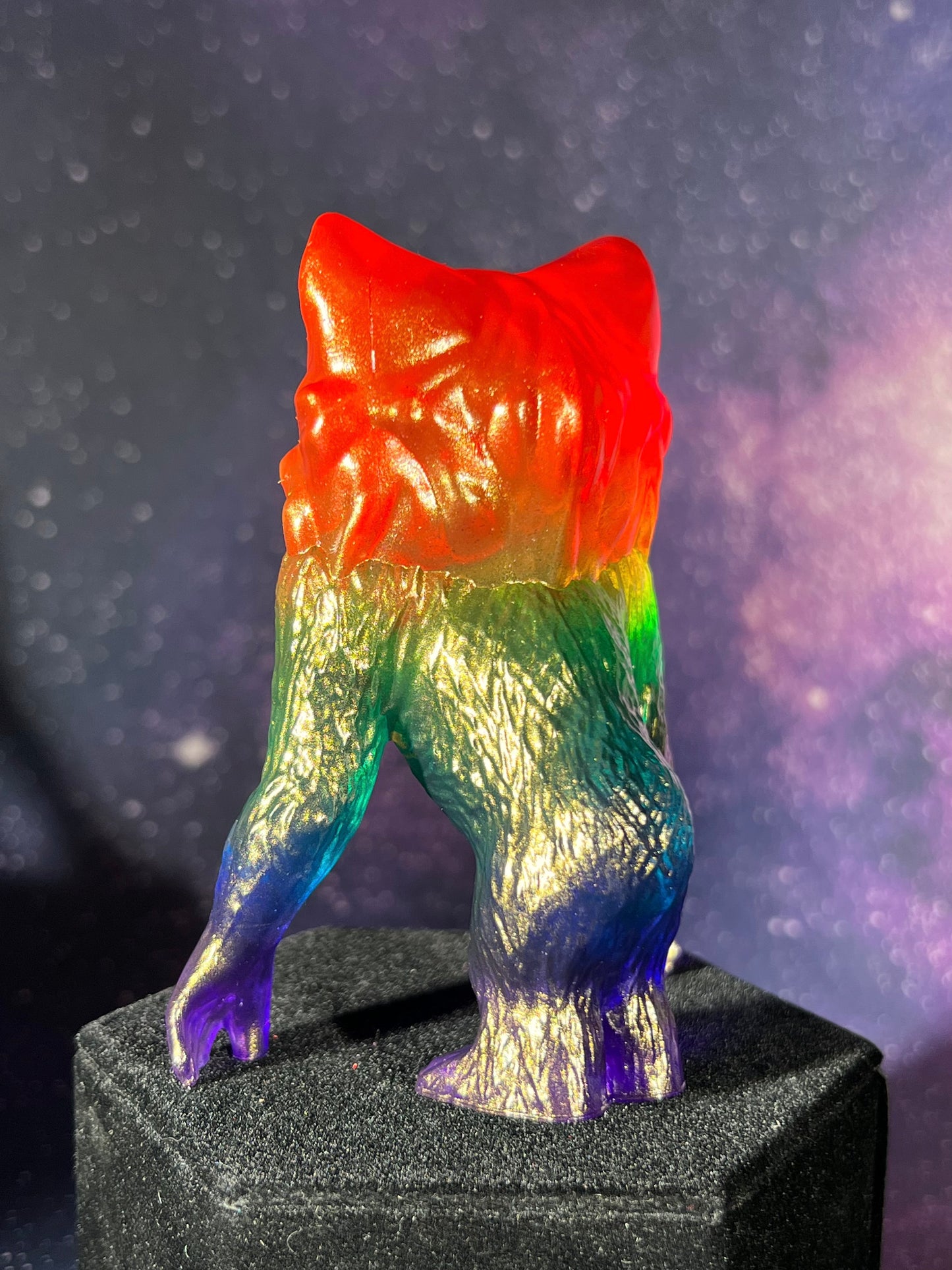World Famous Cat: Gold Chrome Rainbow Life