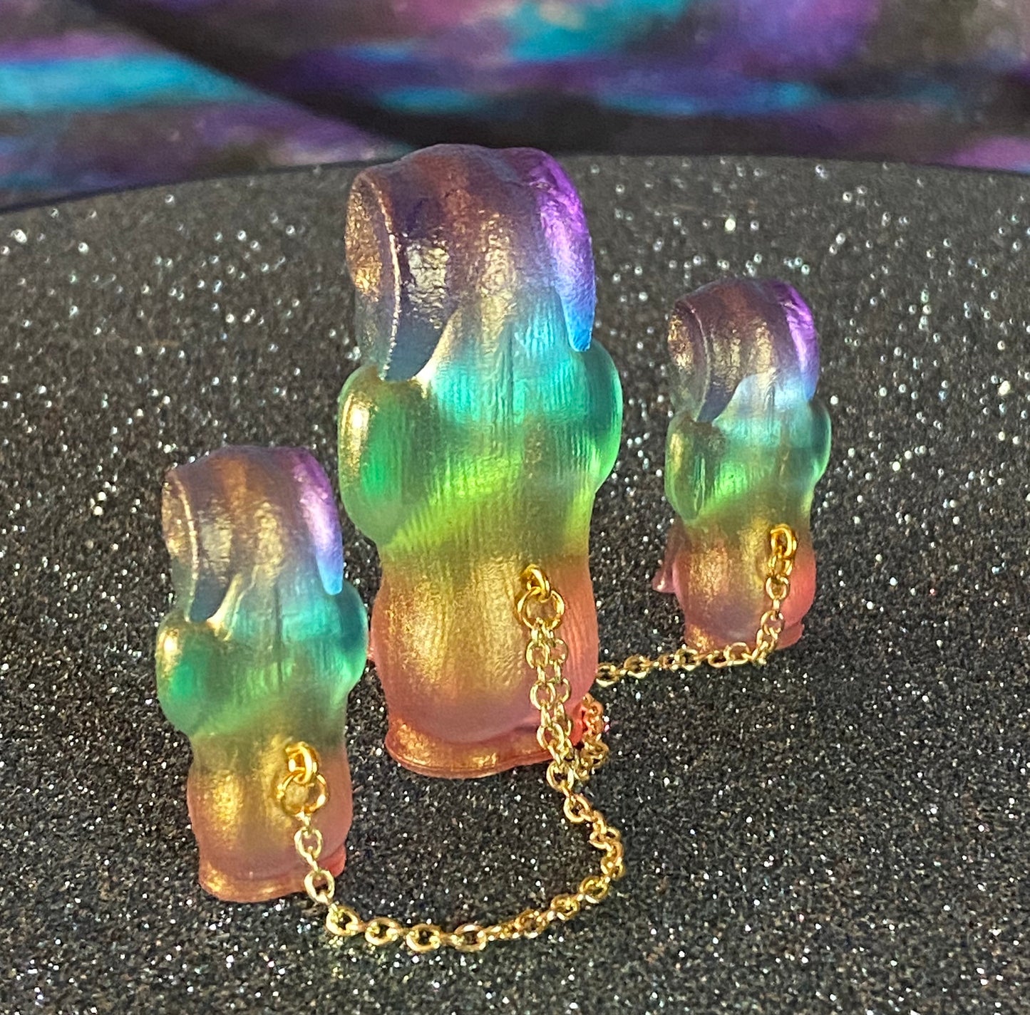 Elephant Apes: Chained Rainbow and Gold
