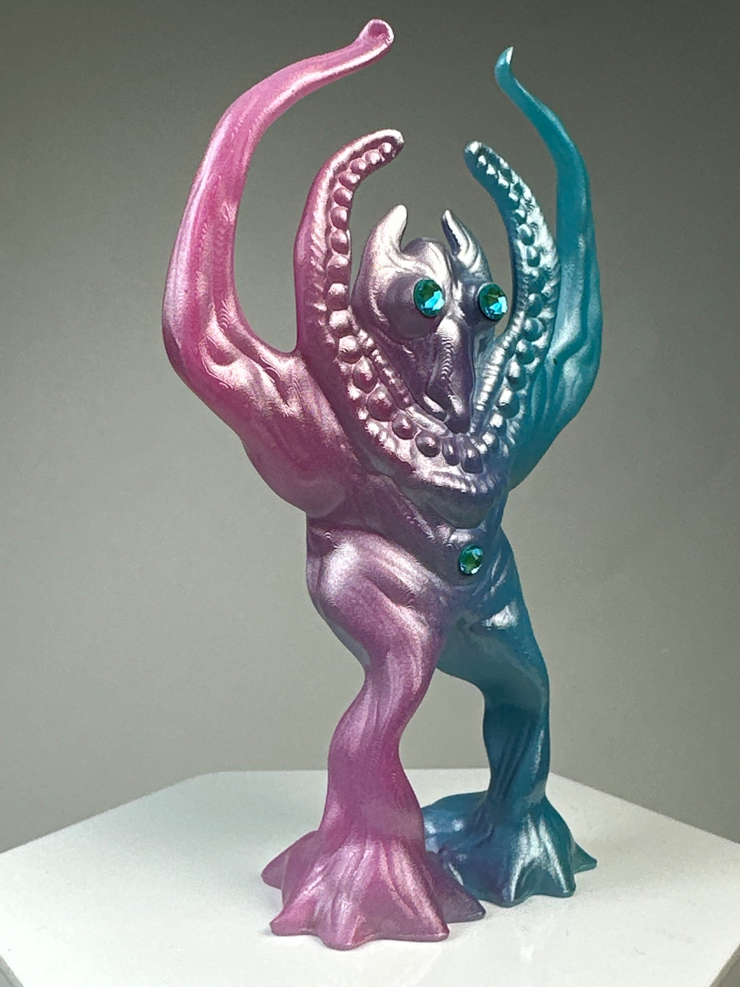 Sammy Smiles: Pink and Blue Contortions