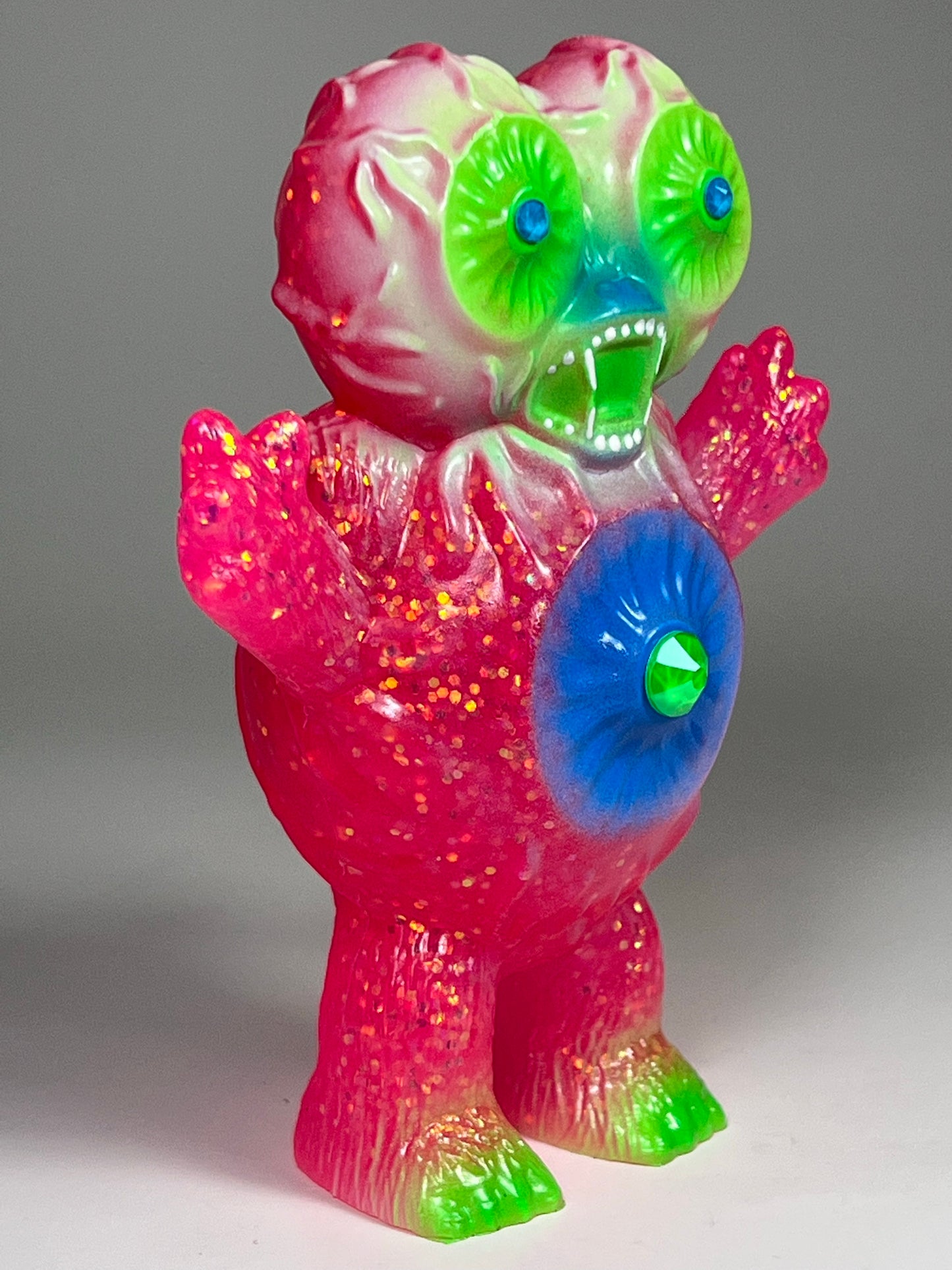 Giant Eyes Ape Eyeball Troll: Ruinous Pink