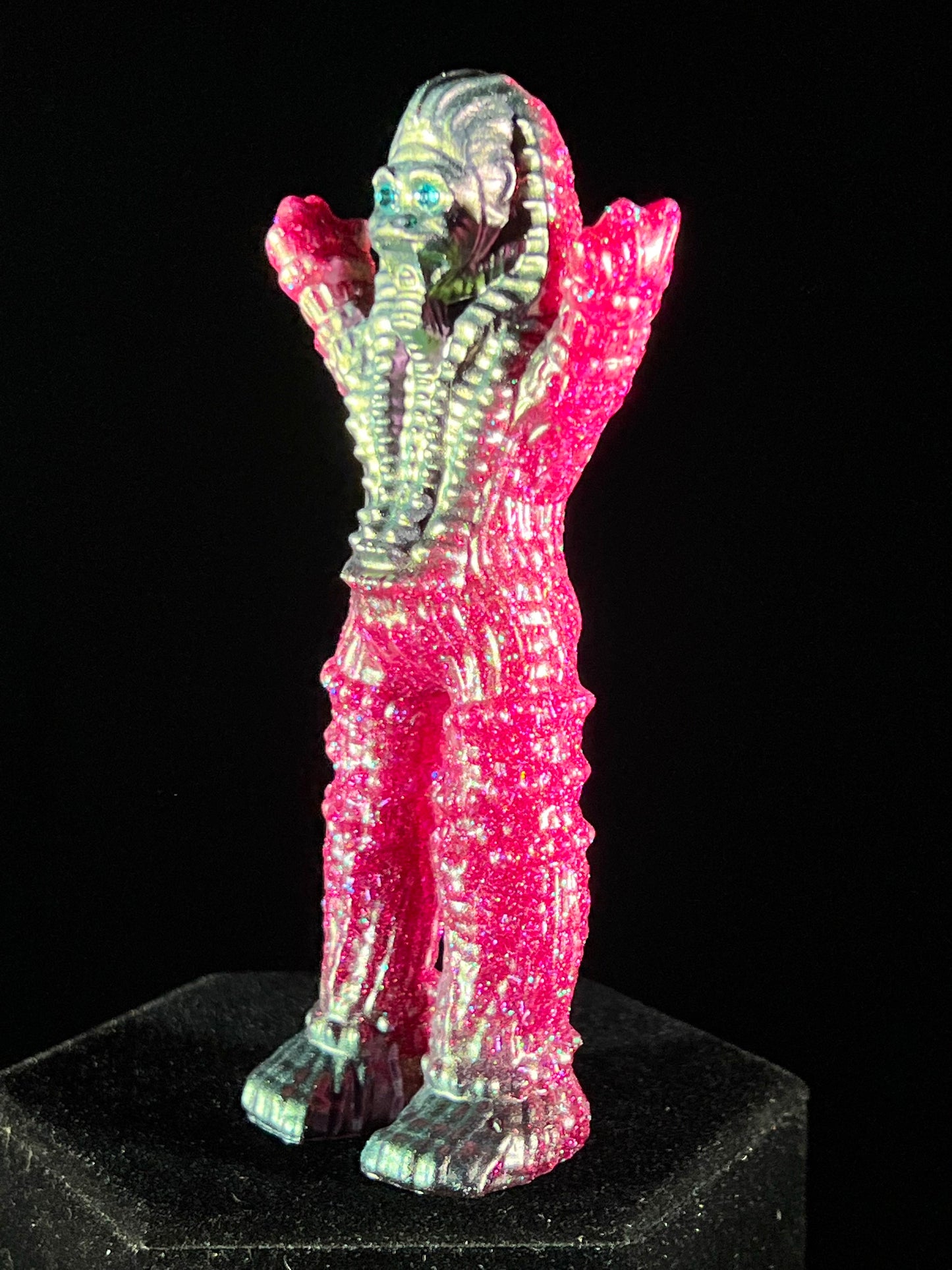 Astro Sphinx Ape: Pink Glitter Agility Test