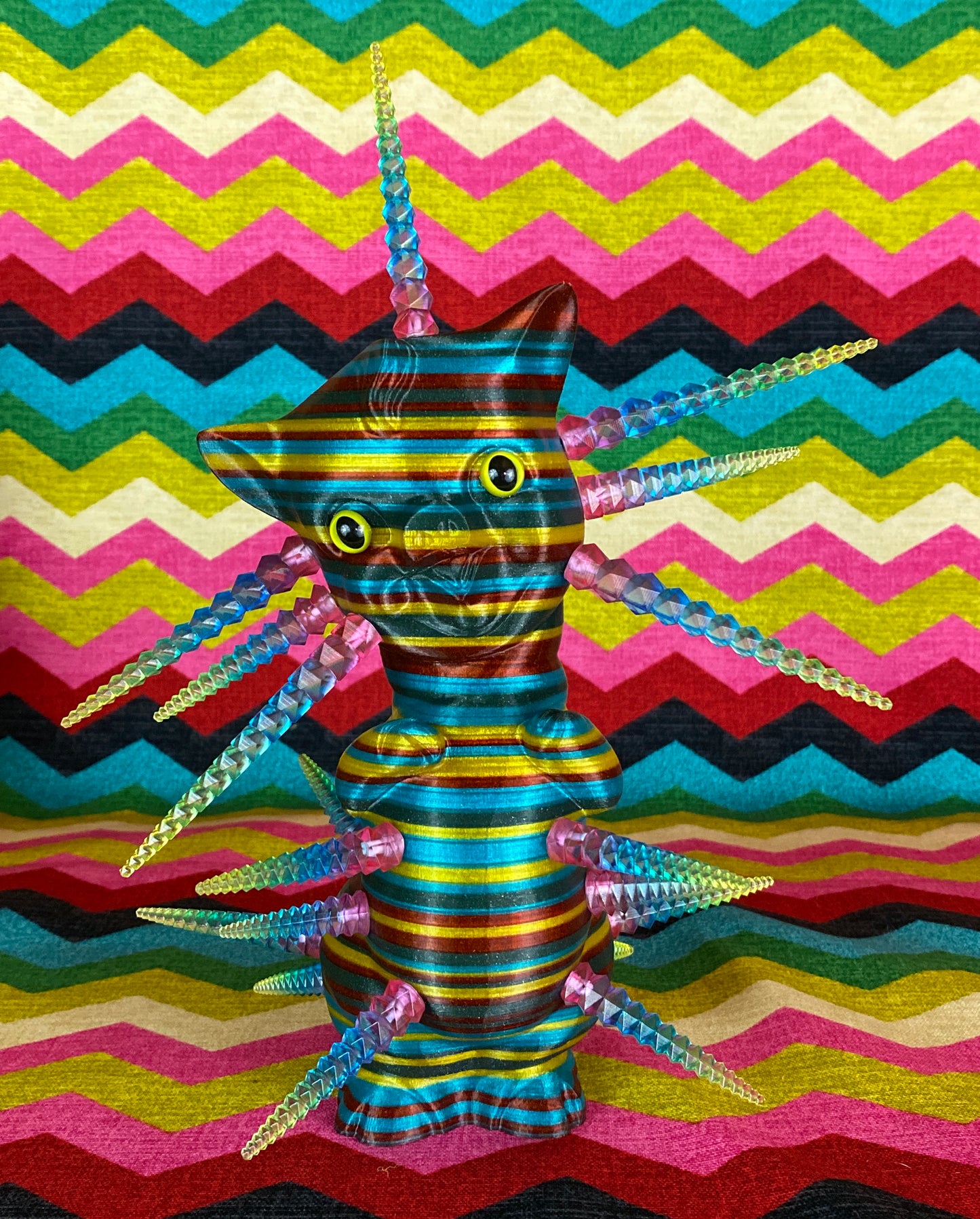 Twisty Pig: Lotsa Colors