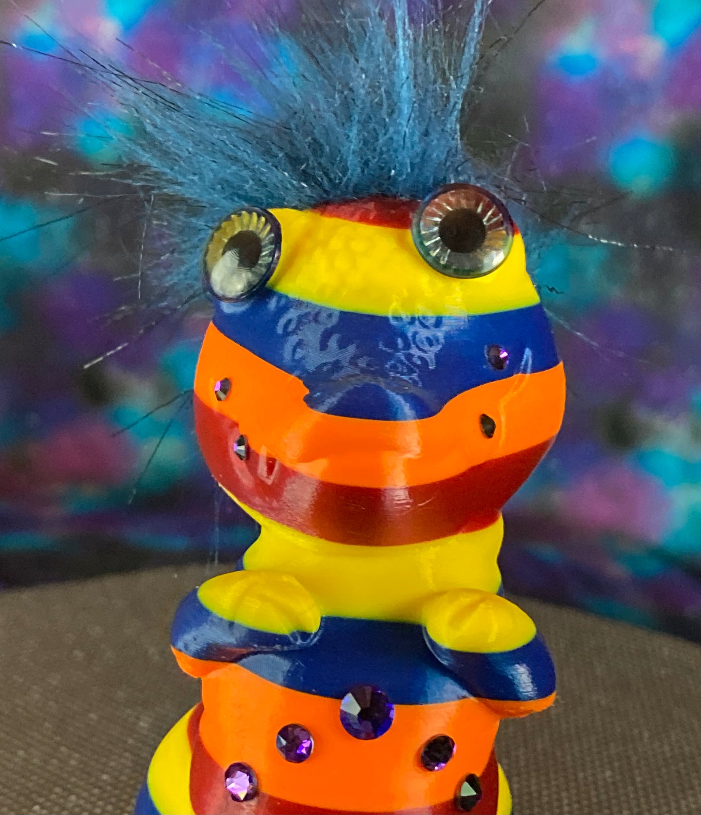 Crocodile Headed Twisty Pig: Yellow/Blue/Orange/Red
