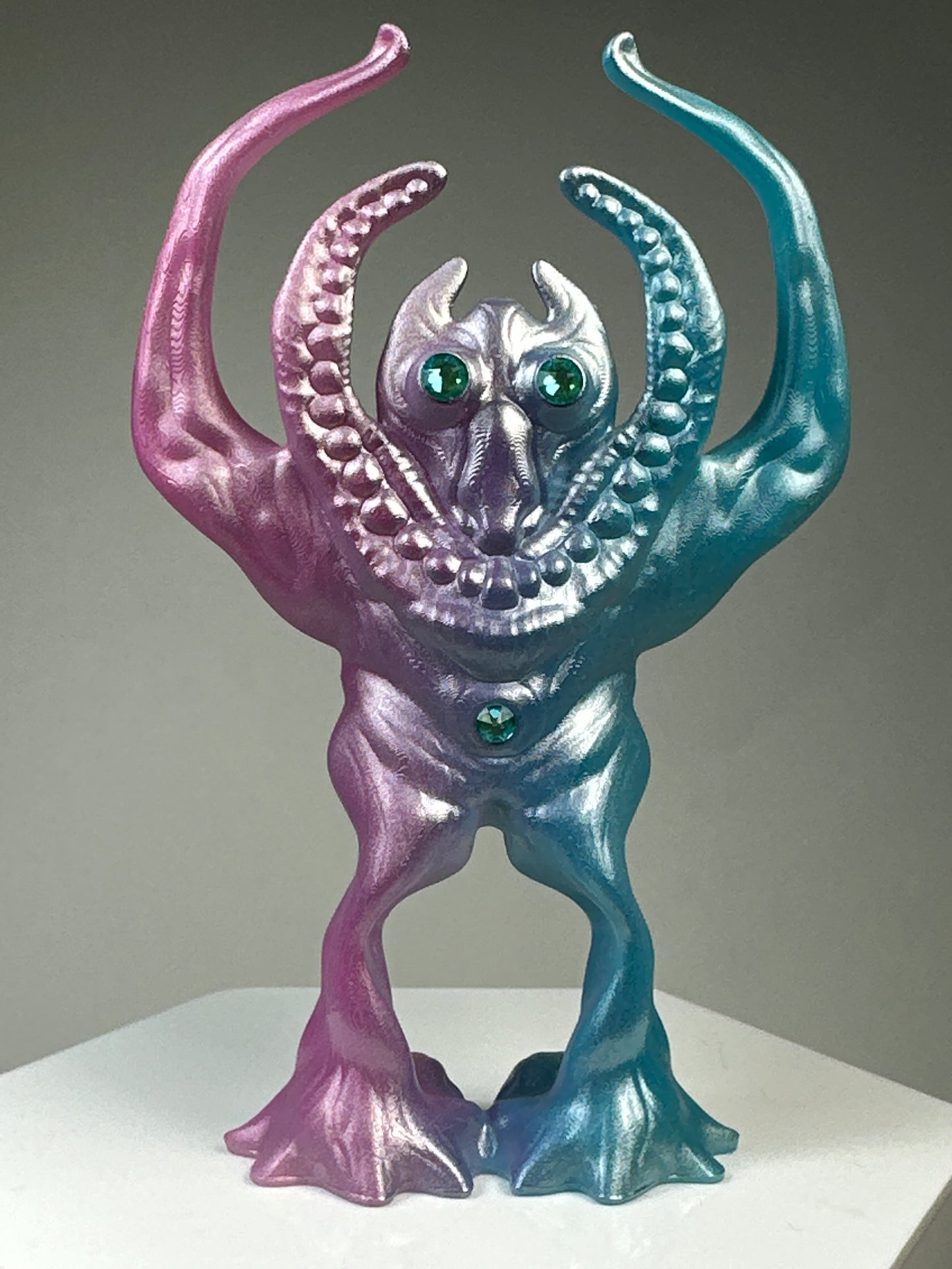 Sammy Smiles: Pink and Blue Contortions