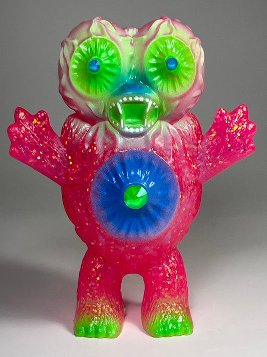 Giant Eyes Ape Eyeball Troll: Ruinous Pink