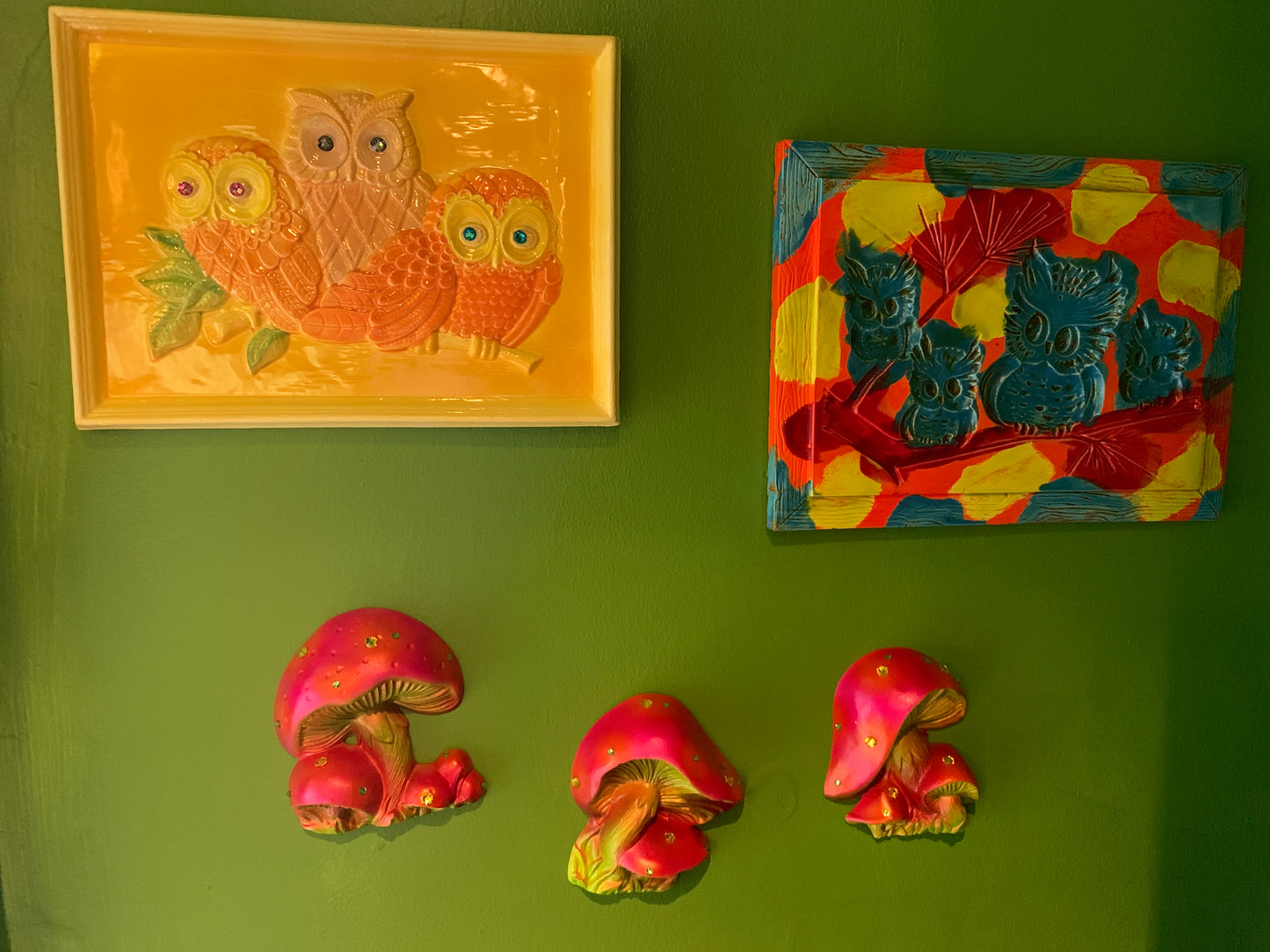 Triple Mushrooms Wall Plaques