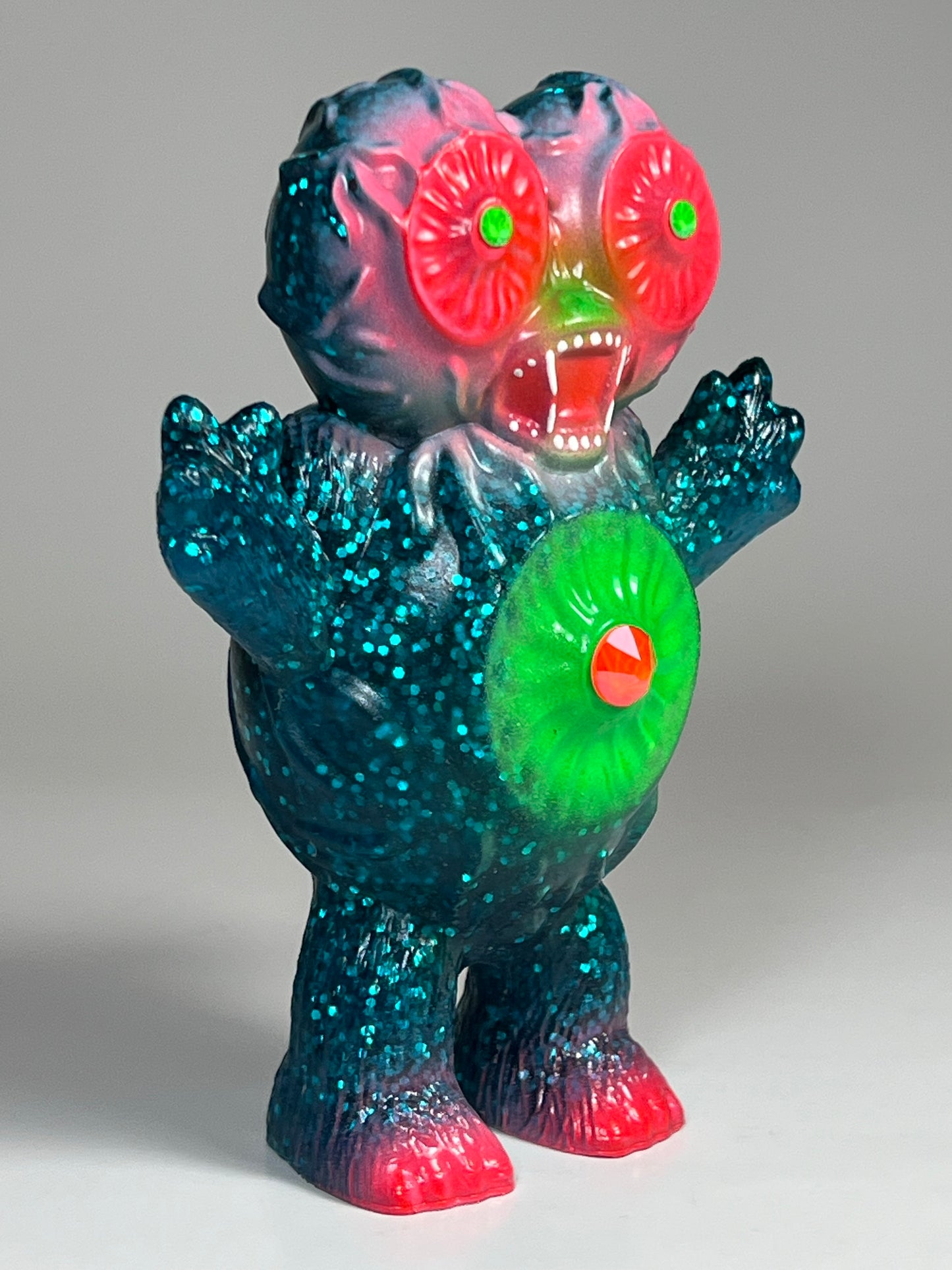 Giant Eyes Ape Eyeball Troll: Catastrophic Blue