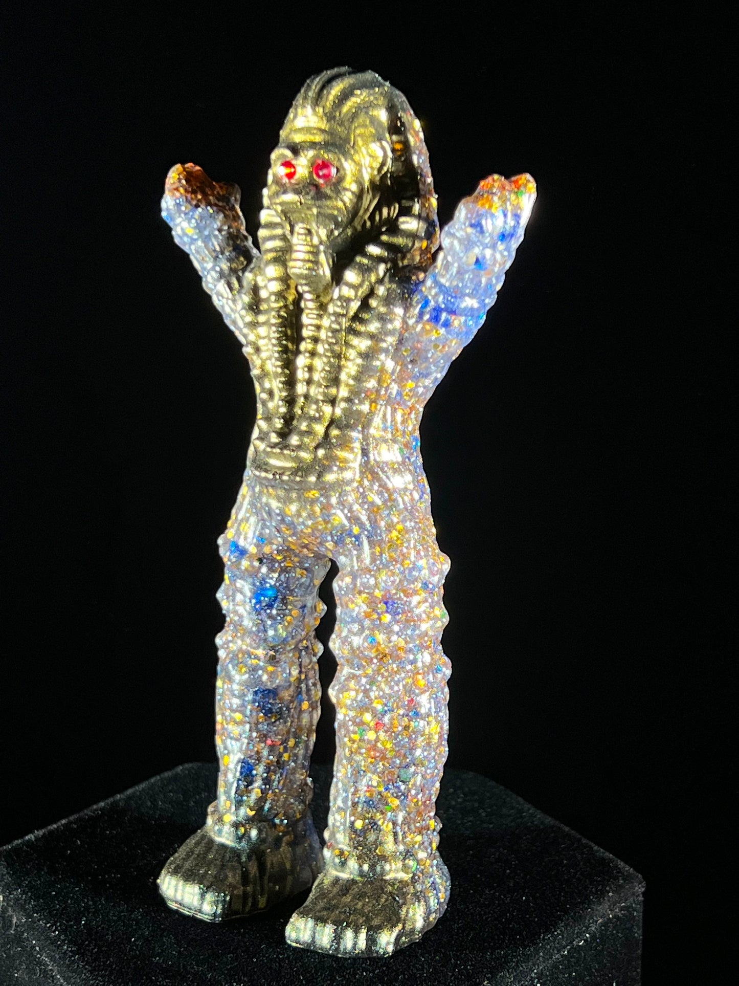 Astro Sphinx Ape: Golden Glitter Agility Test