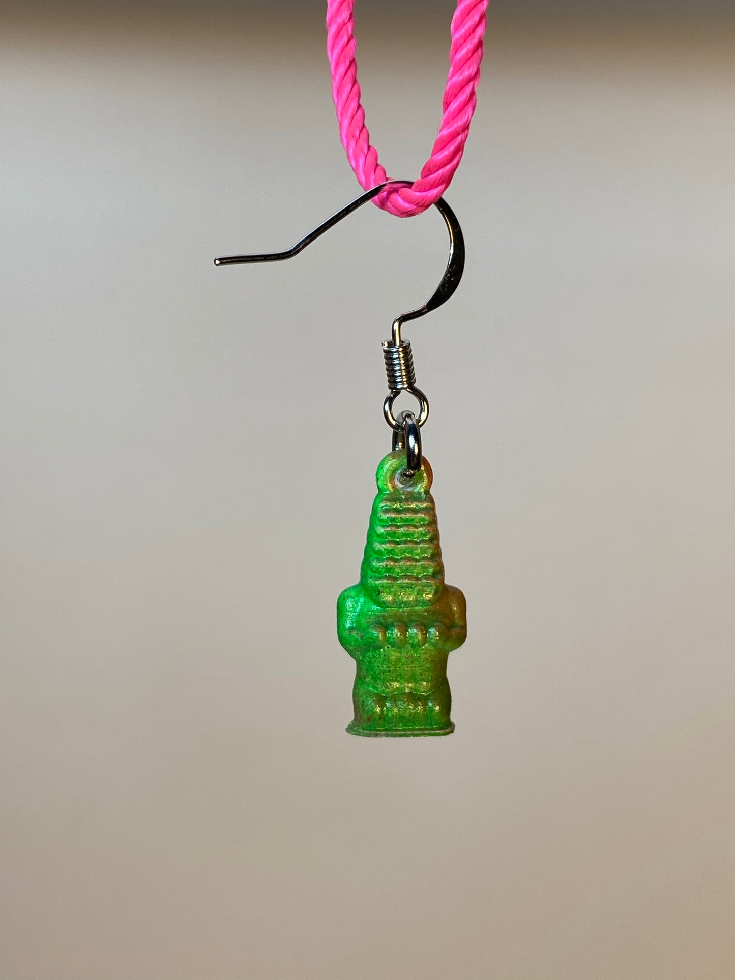 Tall Stack Ape Earrings: Green with Pink Speckles