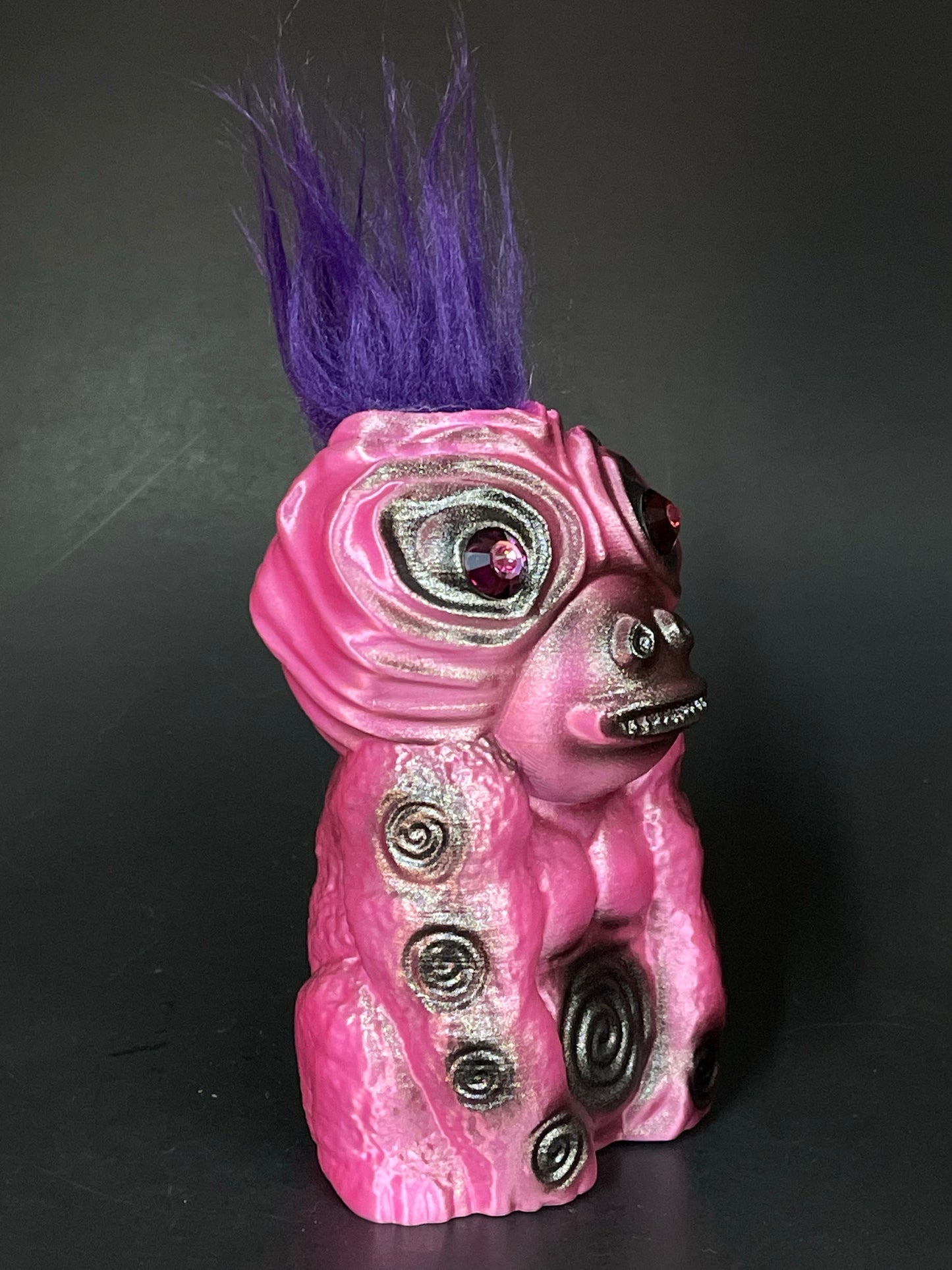 Mystic Ape: Lucky Pink