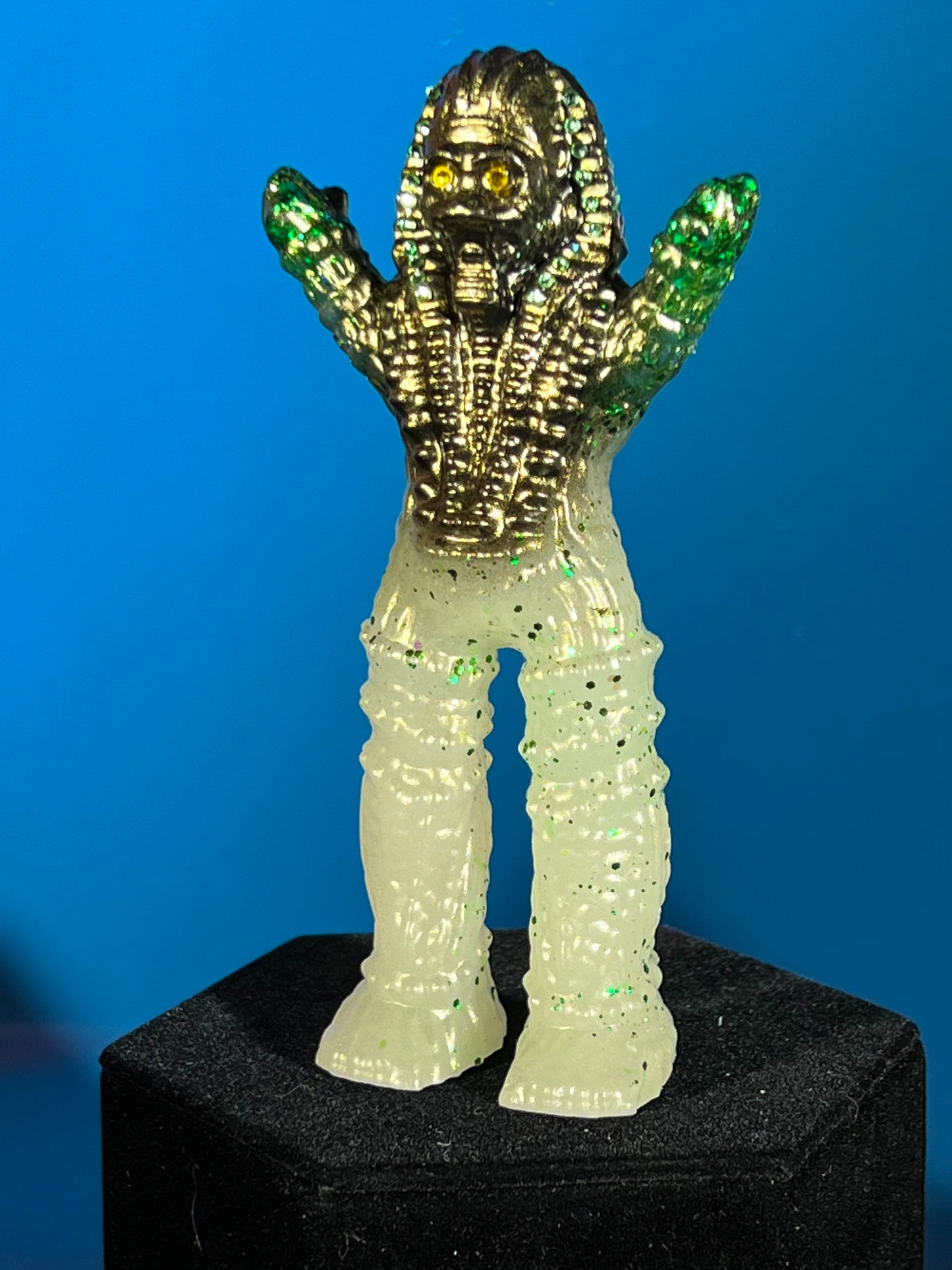 Astro Sphinx Ape: Green Glitter Glow