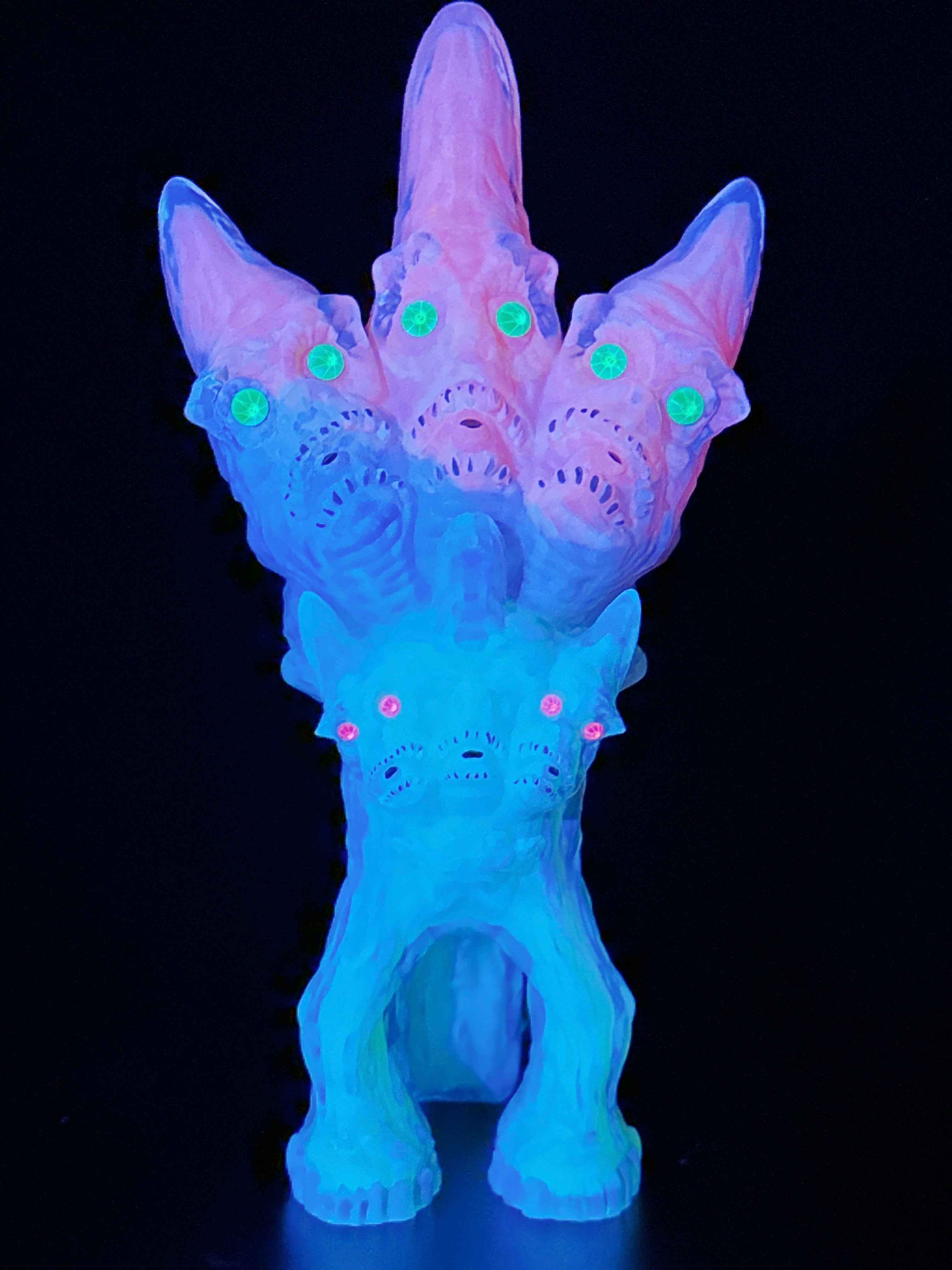 Moon Monster Number 666: XXL X-Ray Glow – Zimot