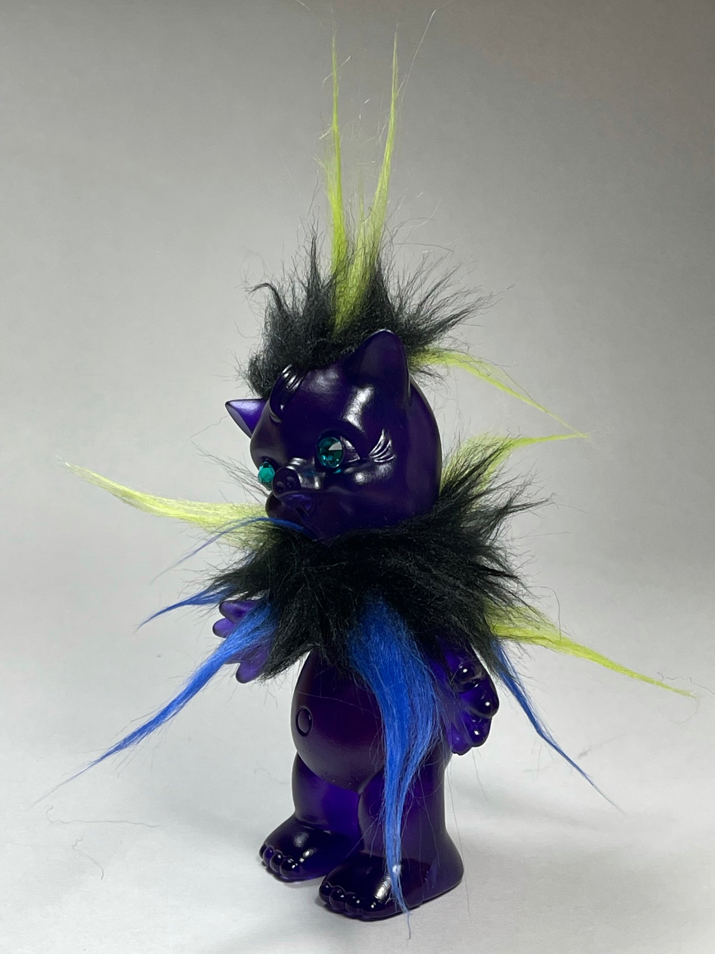 Piggy Troll: Translucent Purple