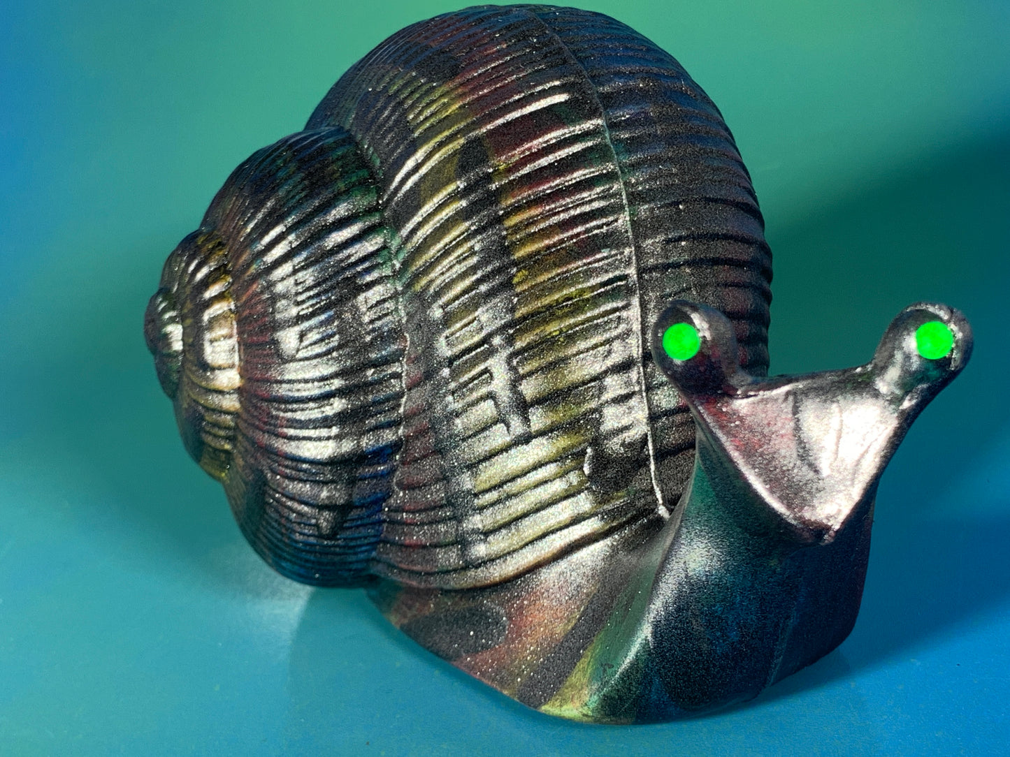 Multi Color Metal Flaked Snail