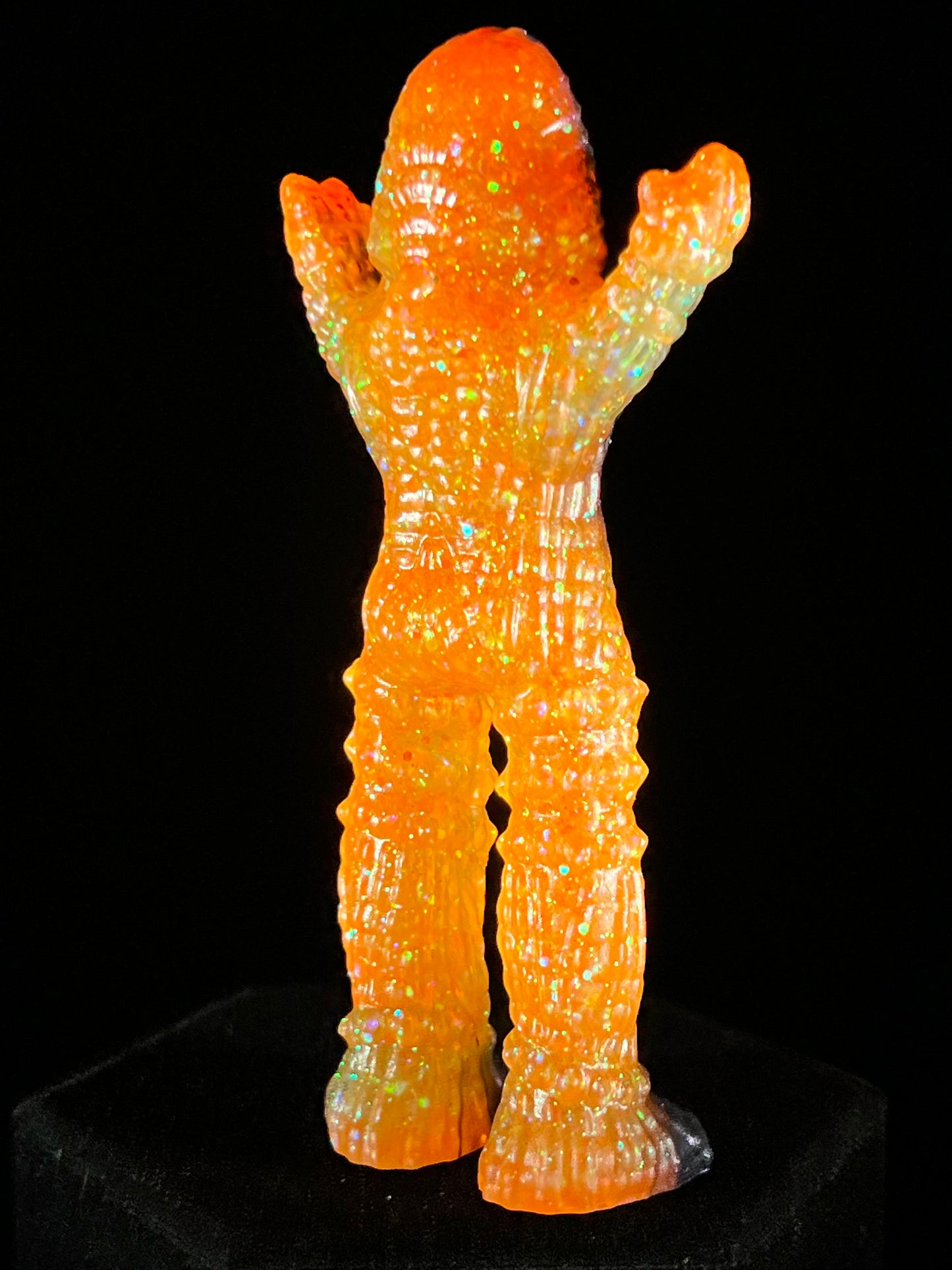 Astro Sphinx Ape: Orange Glitter Agility Test