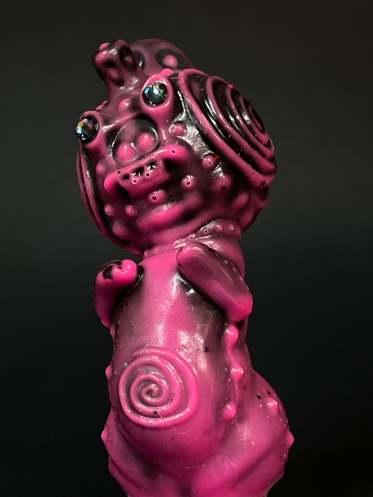 Robot Twisty Pig: Oil Slick Survivor
