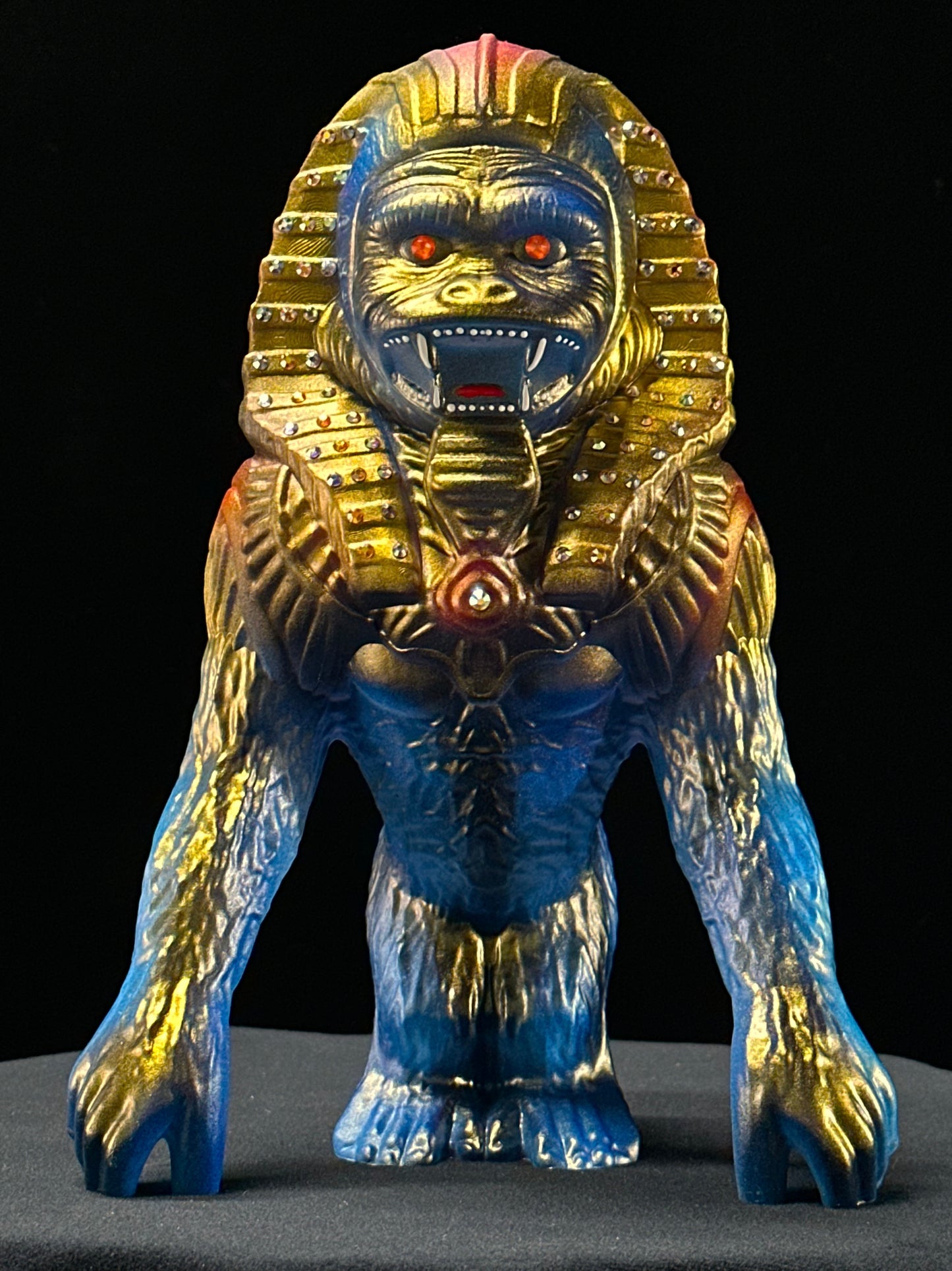 World Famous Sphinx Ape: XXL God of all He Surveys