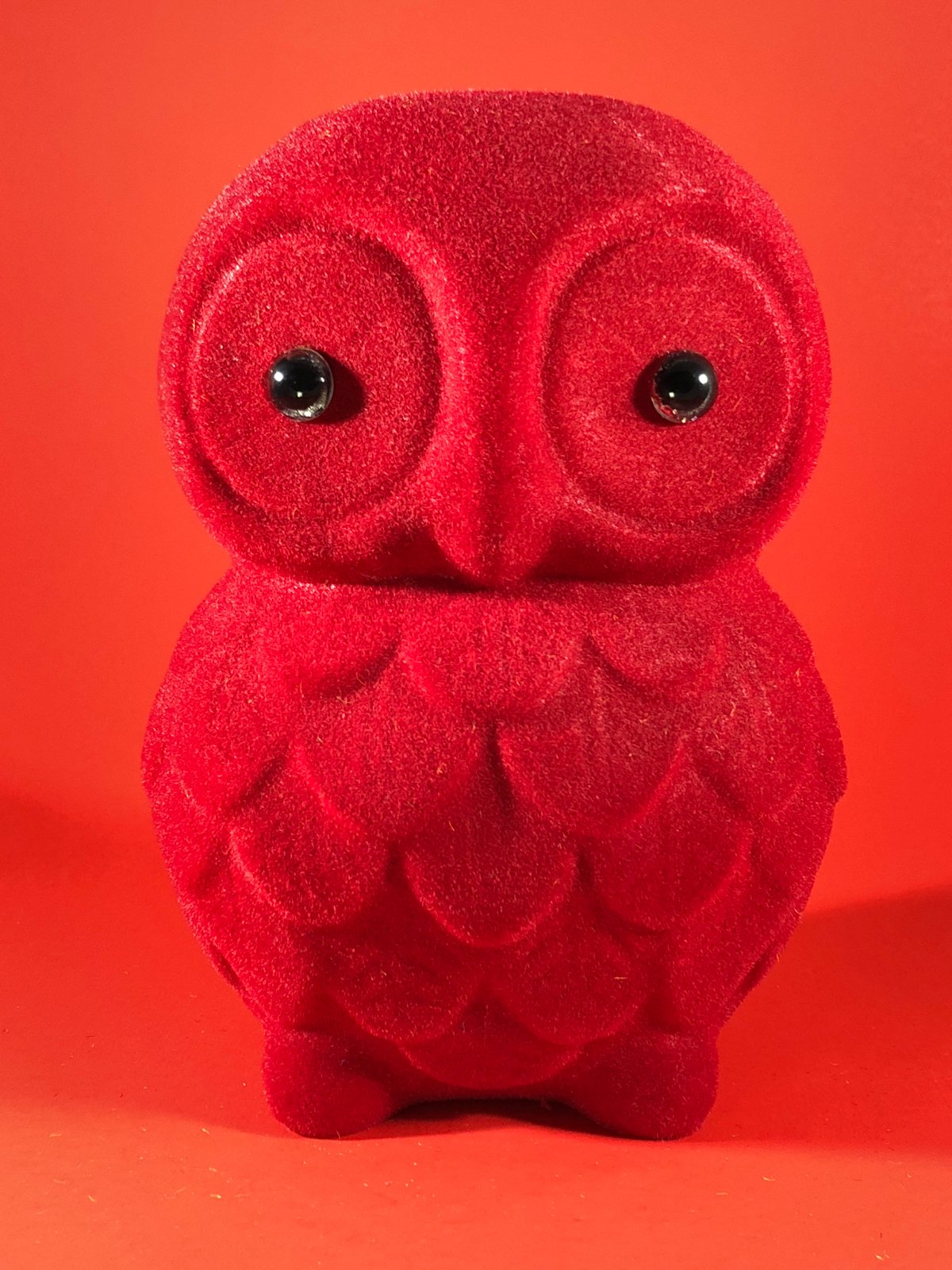 Flocked Owl - Red