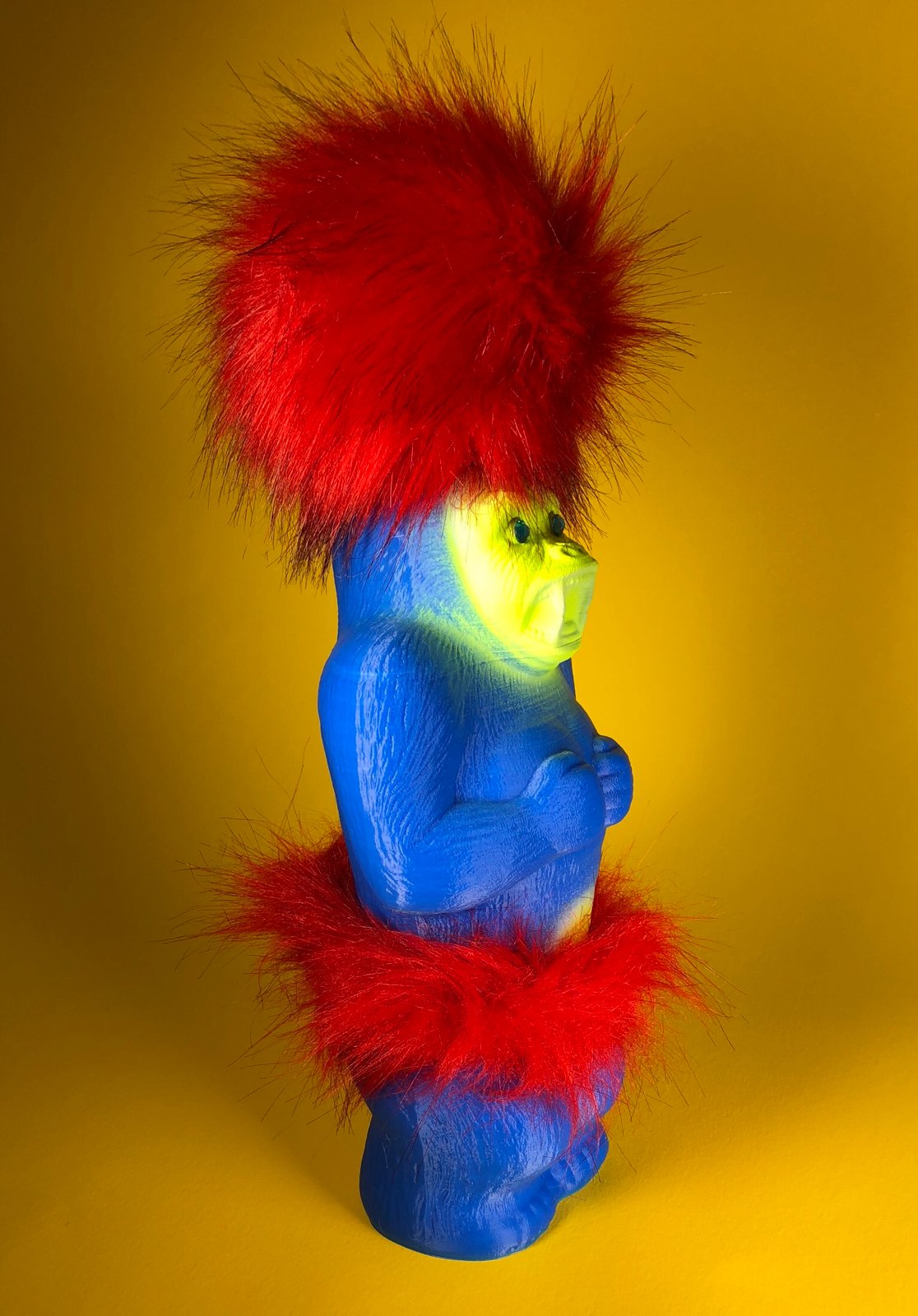 Super Fluff Ape: Blue Red Yellow